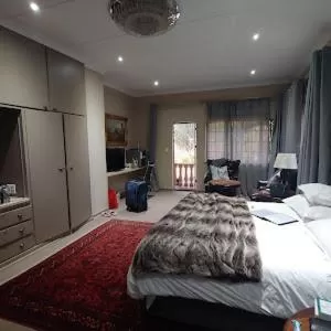 Bed in Ben's Bed and Breakfast