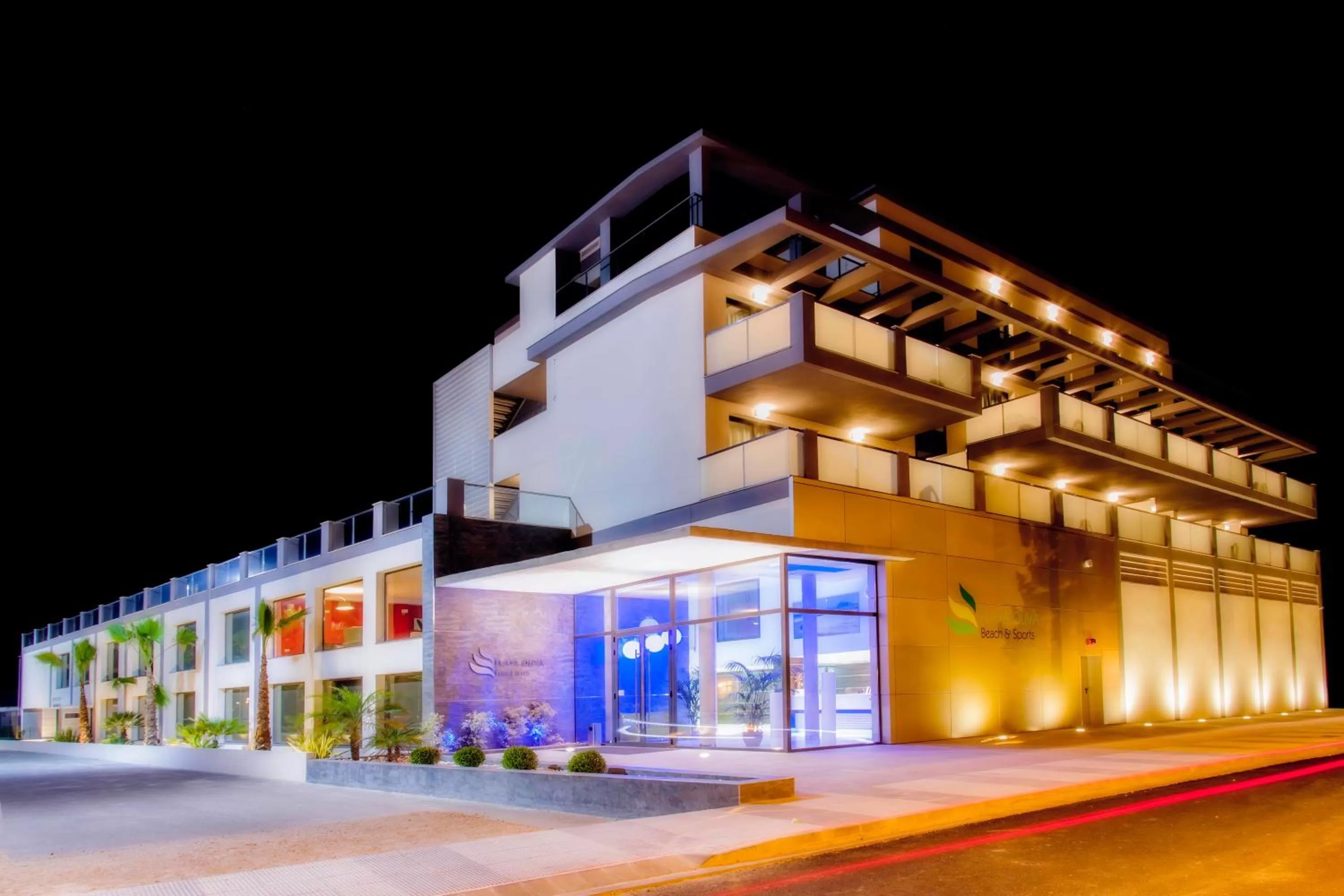 Property building in ApartHotel Playa Oliva