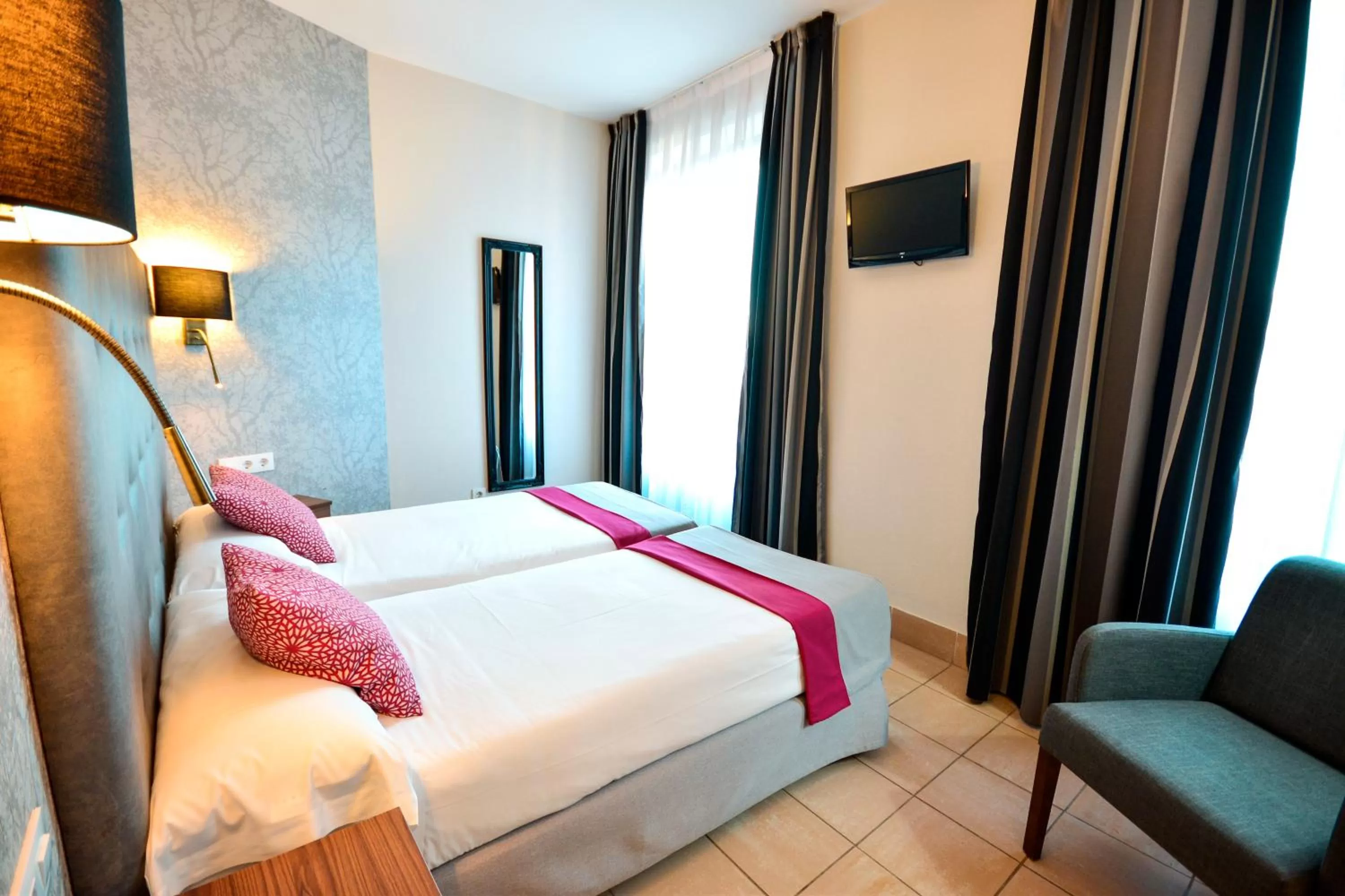 Bed in Hotel Oromana