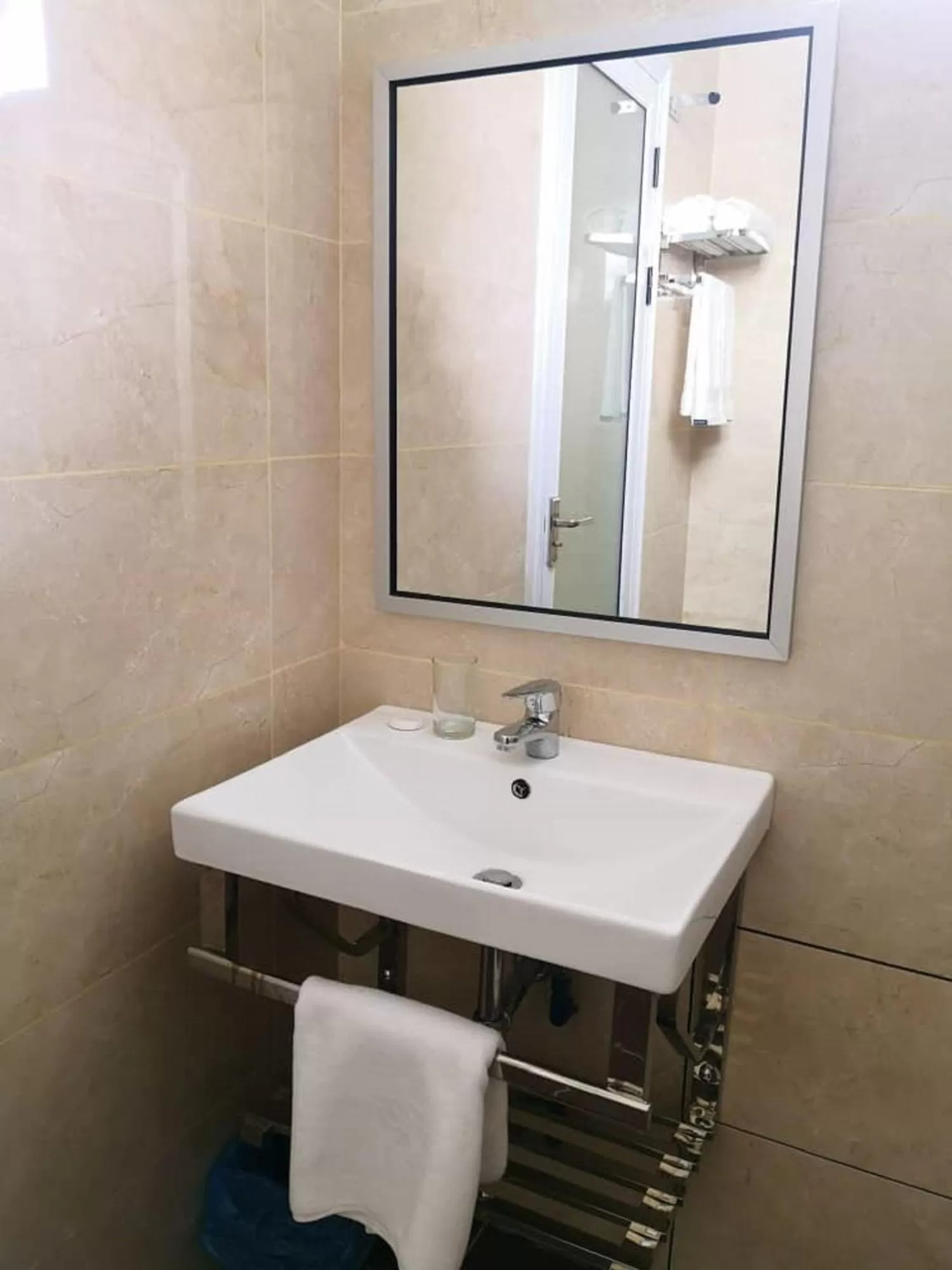 Bathroom in Walk In Hotel