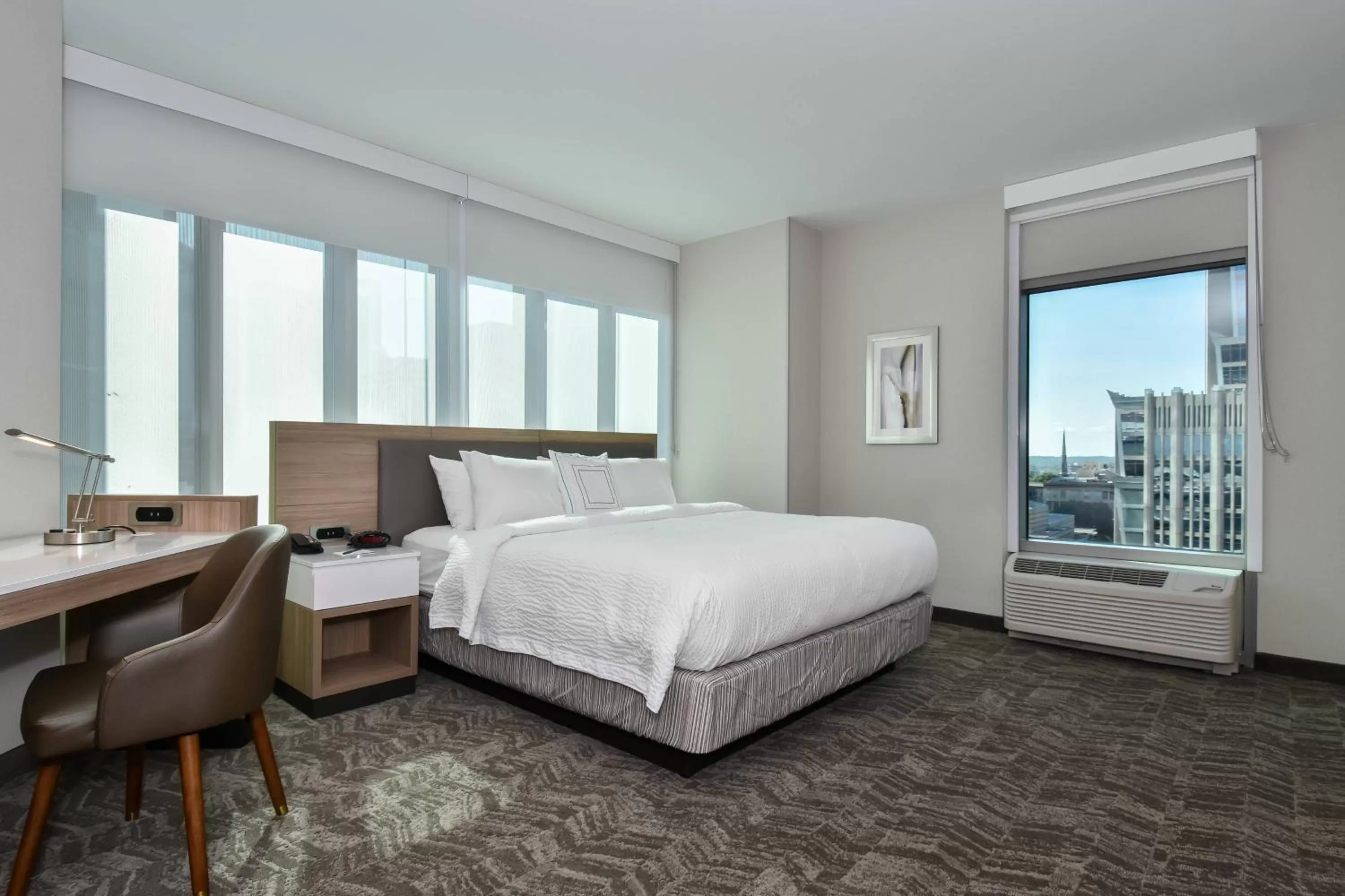 Bedroom, Bed in SpringHill Suites by Marriott Charlotte City Center