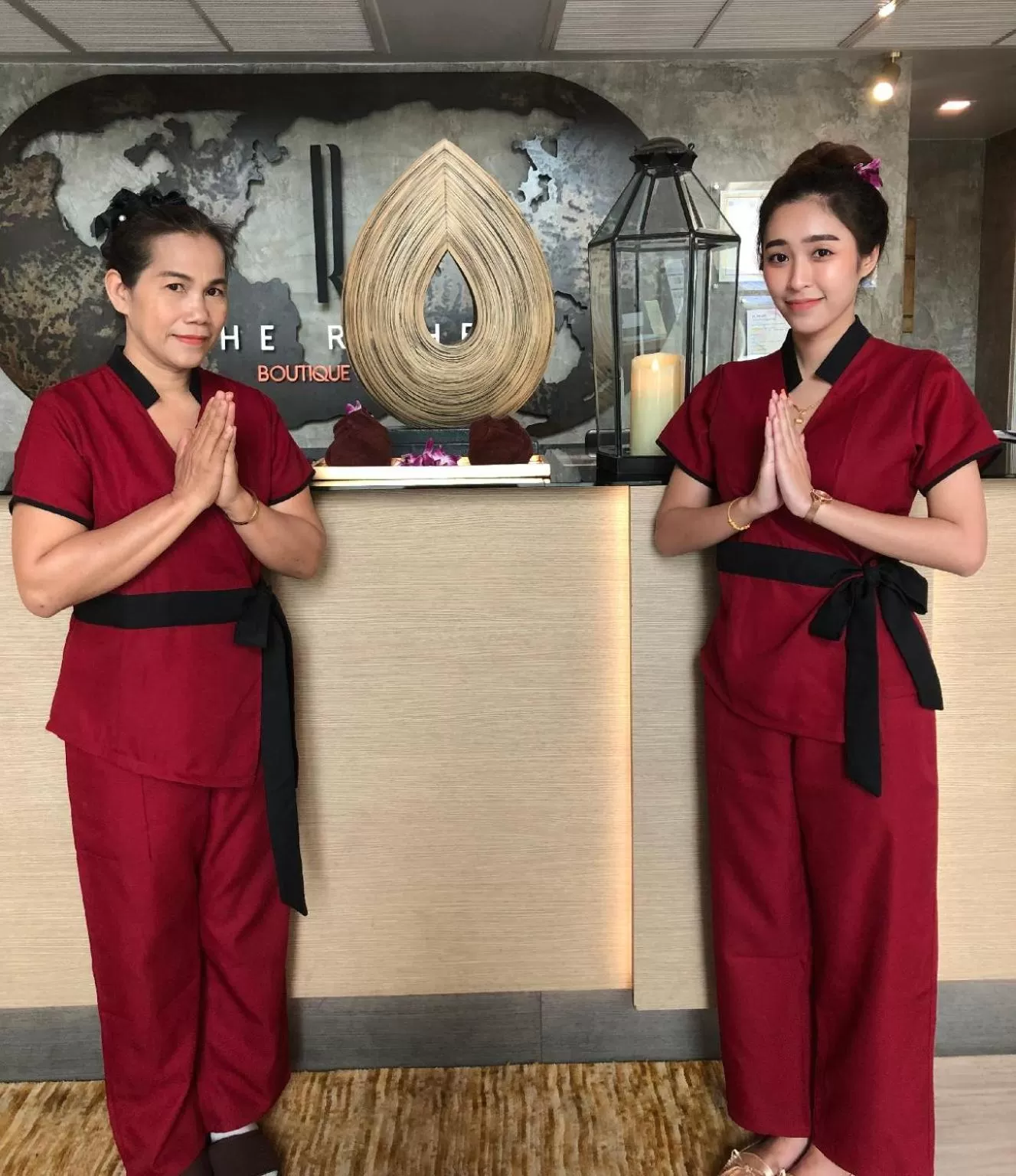 Staff in The Riche Boutique Hotel Don Mueang Airport