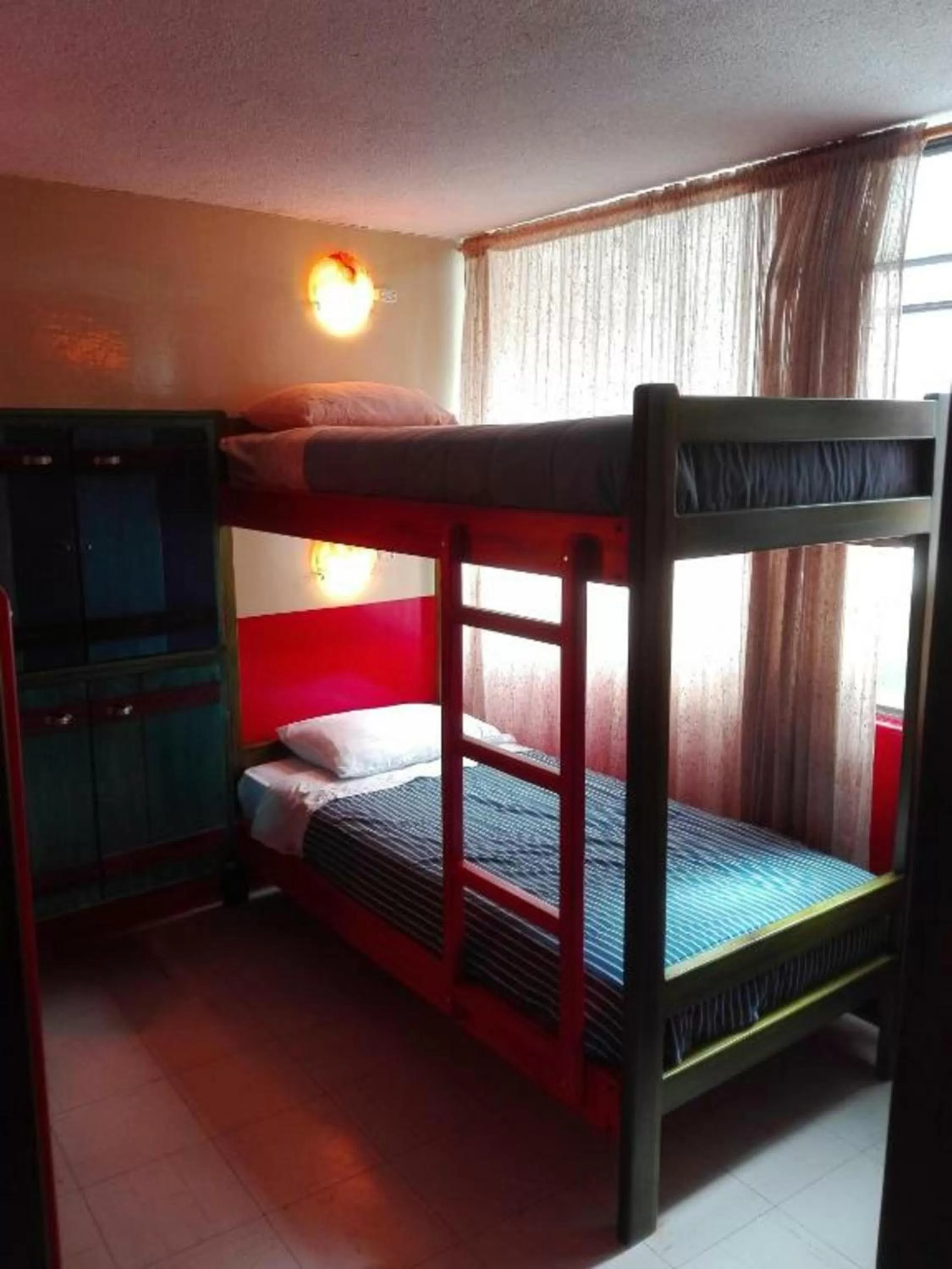 Photo of the whole room in Flying Donkey