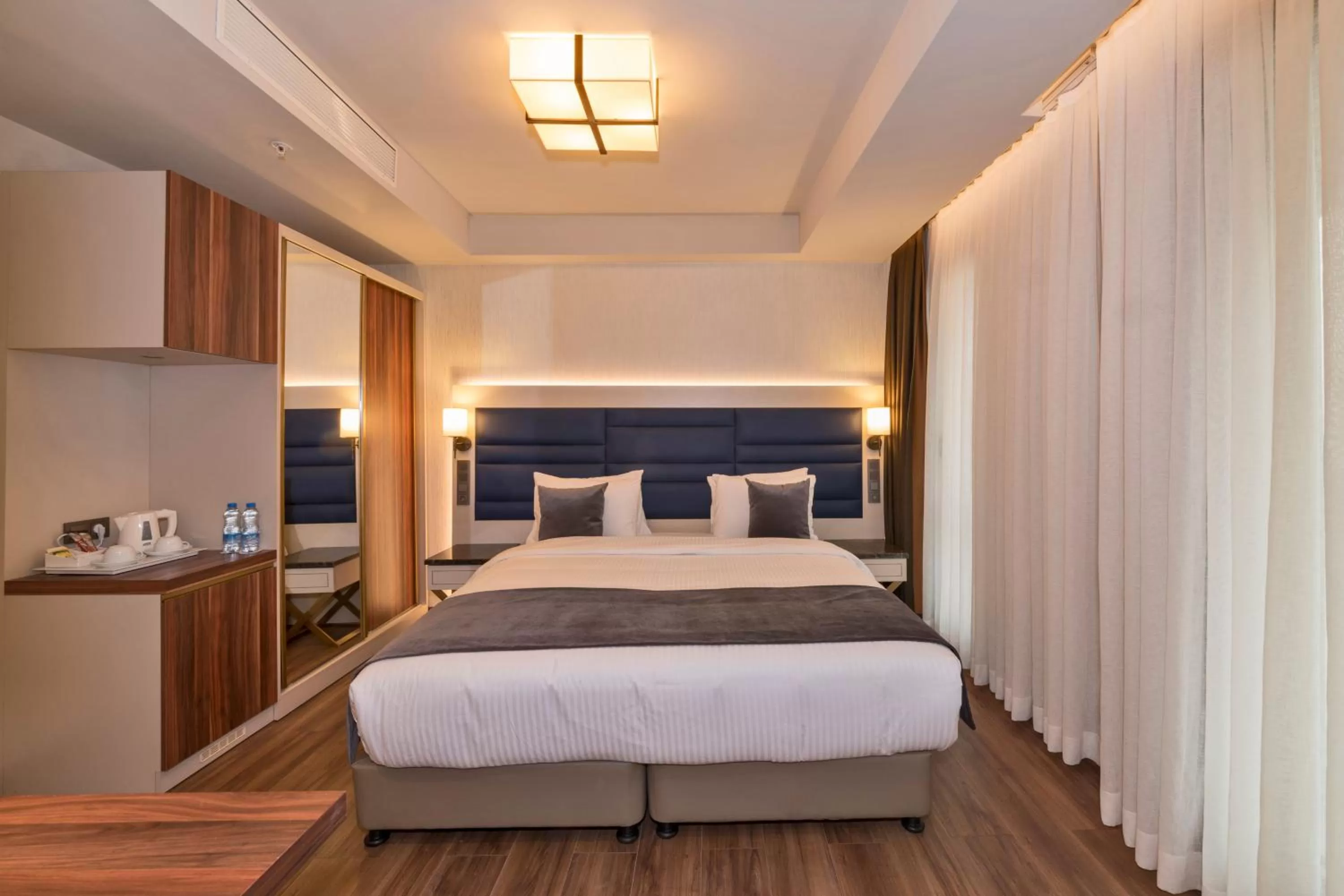 Bedroom, Bed in Golden Royal Hotel