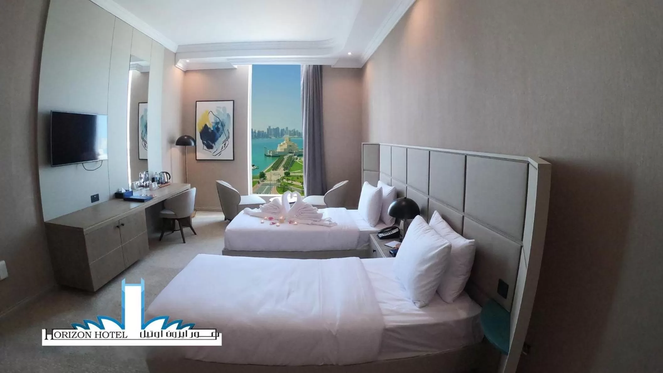 Photo of the whole room, Bed in Horizon Manor Hotel