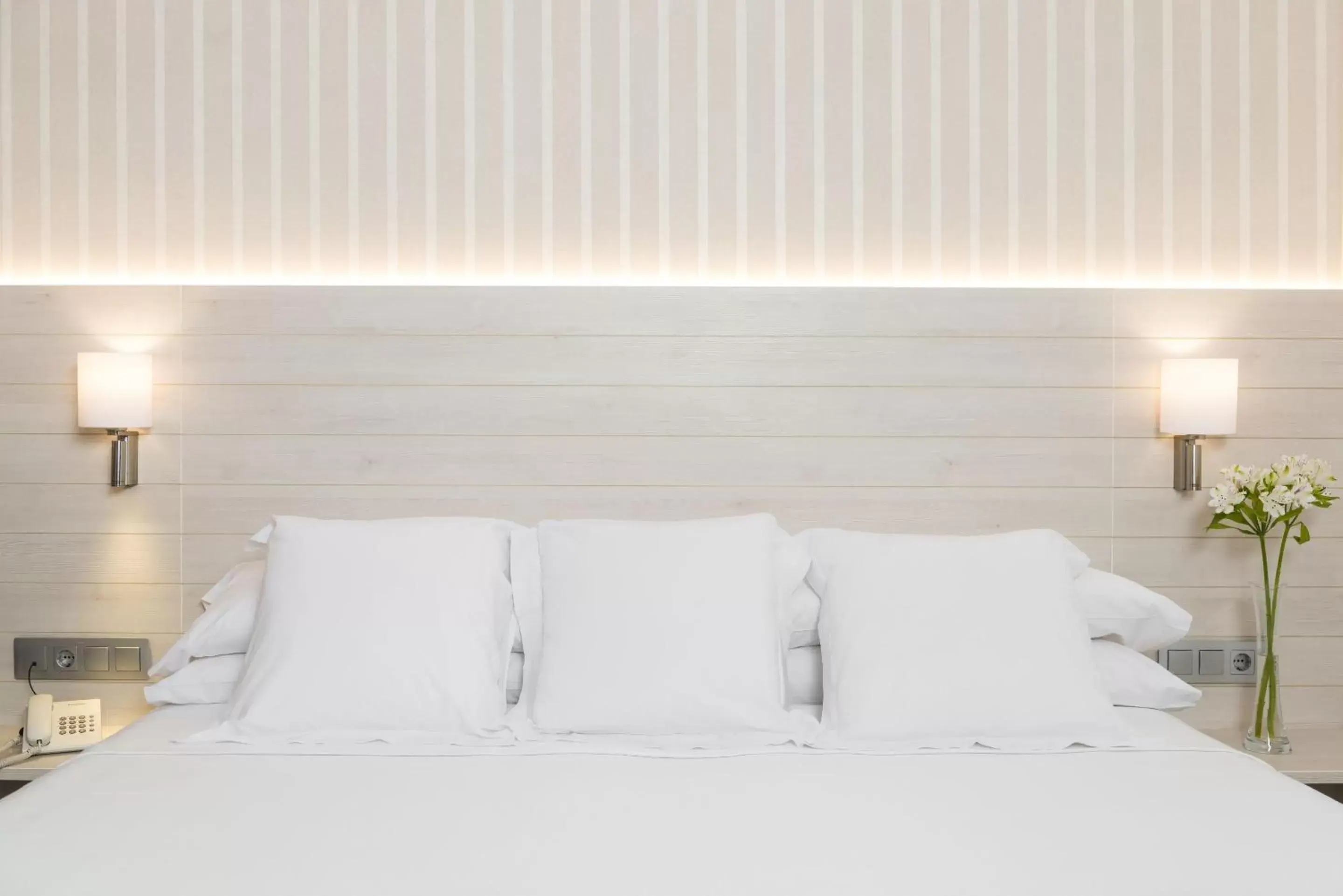 Triple Room (2 Adults + 1 Child) in Hotel Marsol Triple Room (2 Adults + 1 Child) in Hotel Marsol