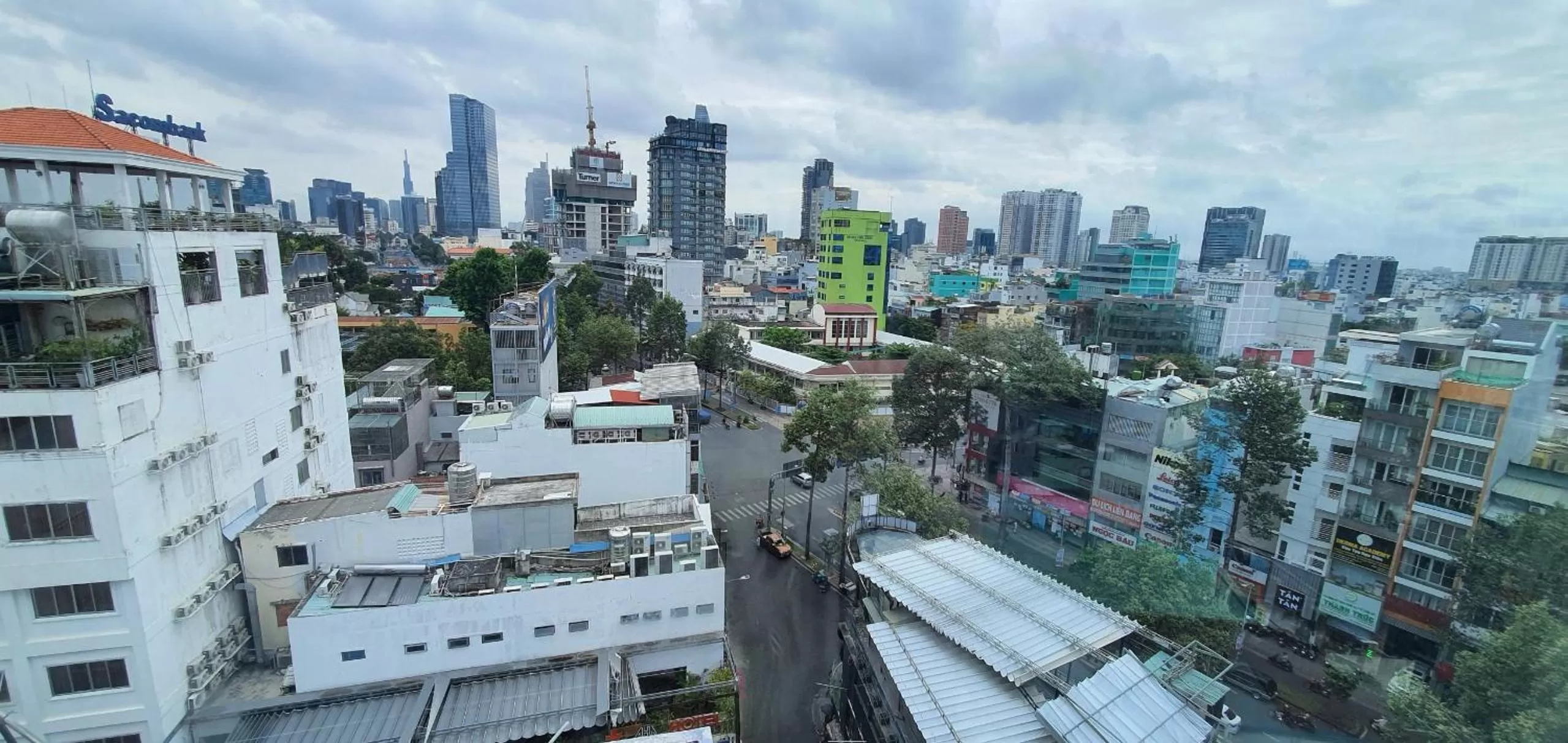 Street view in Gemini Saigon LUXURY