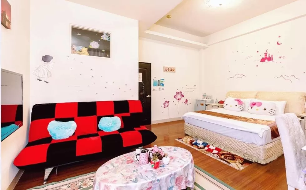 Photo of the whole room, Bed in Hai Yang Feng Qing Homestay