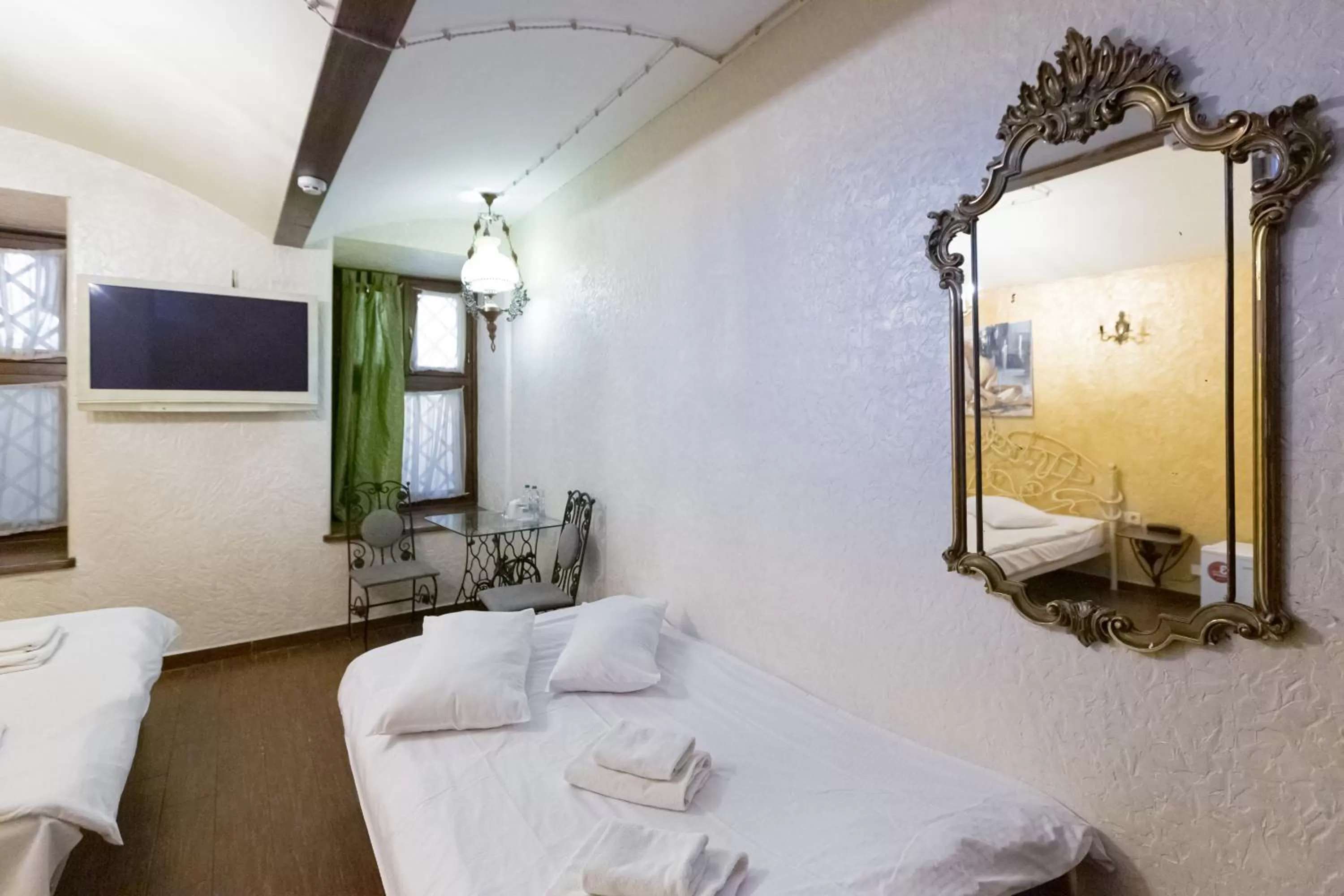 Bed in Staryi Krakiv