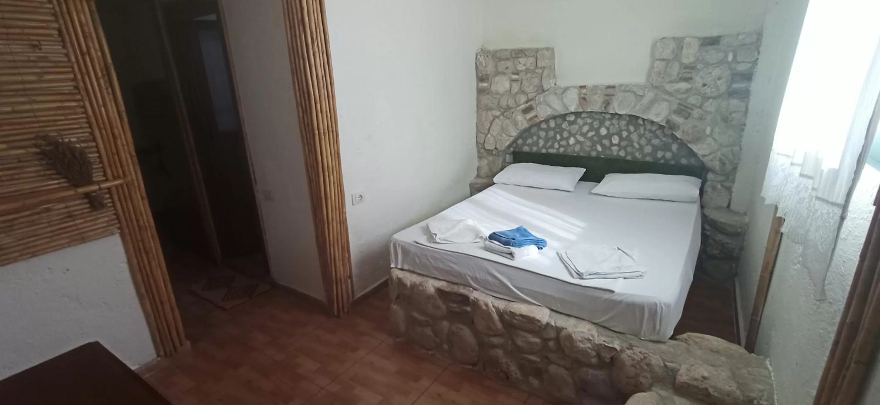 Bed in Maxola's Dream Orikum