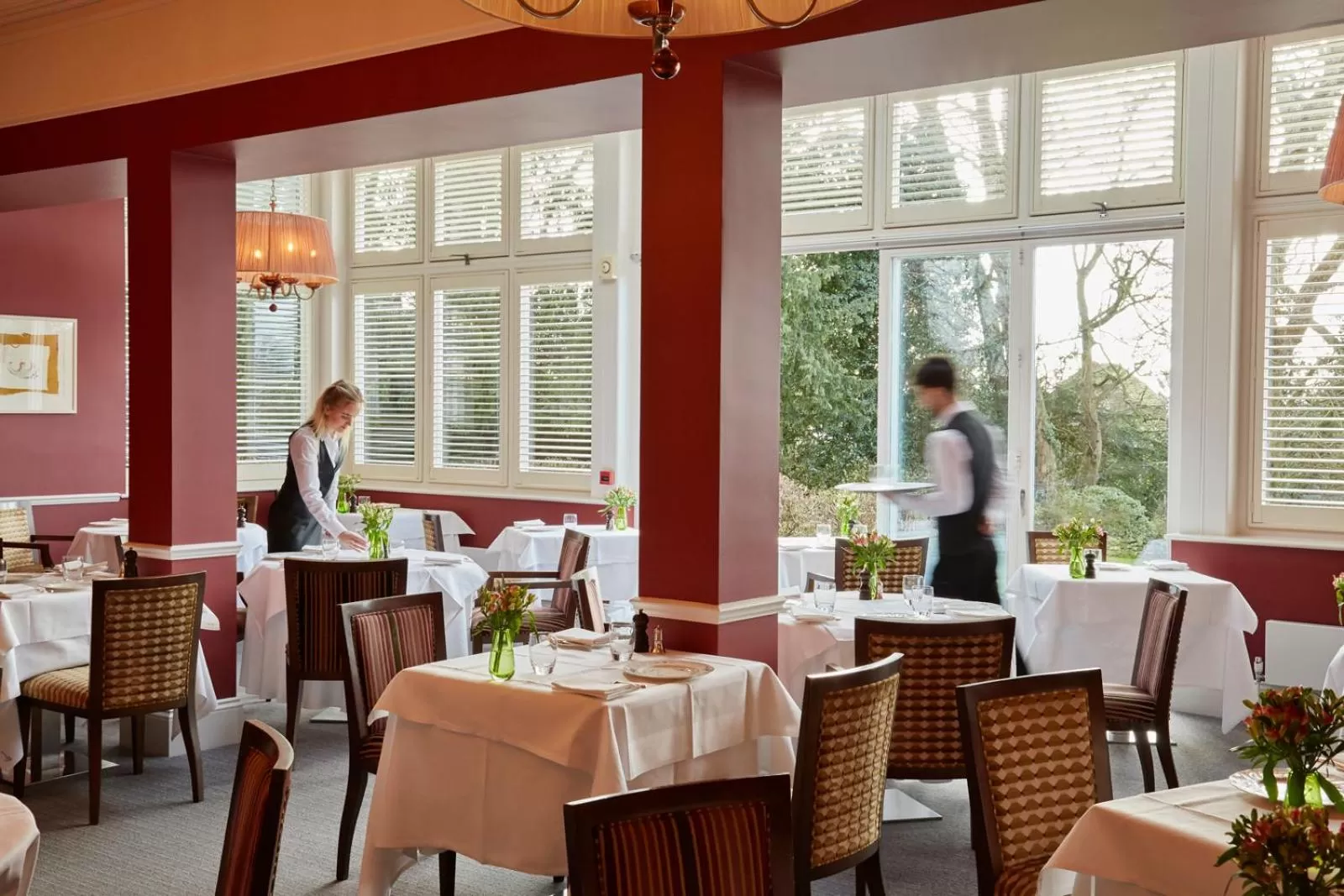 Restaurant/places to eat in Ockenden Manor Hotel & Spa