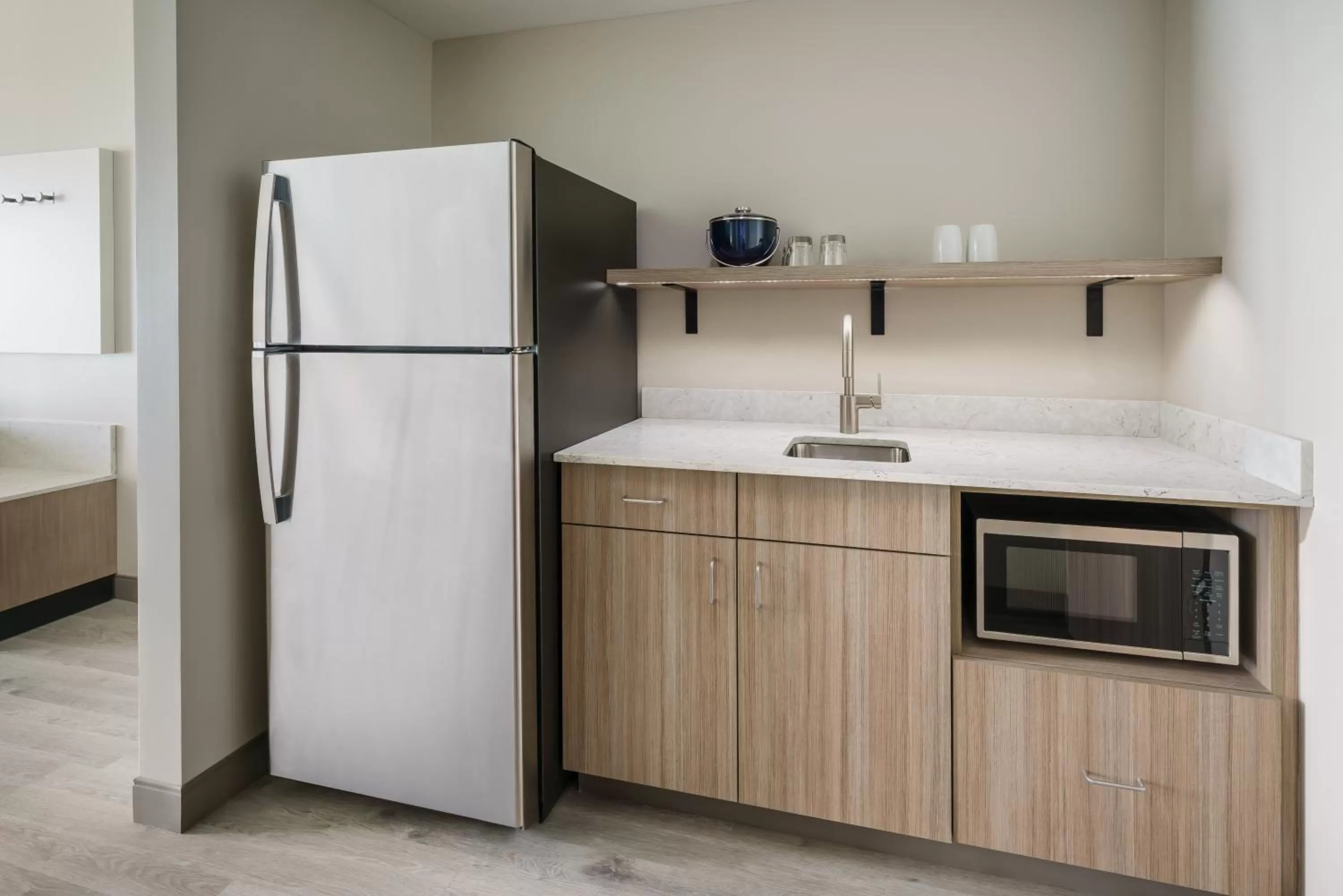 Kitchen or kitchenette in Hyatt Place Panama City Beach - Beachfront