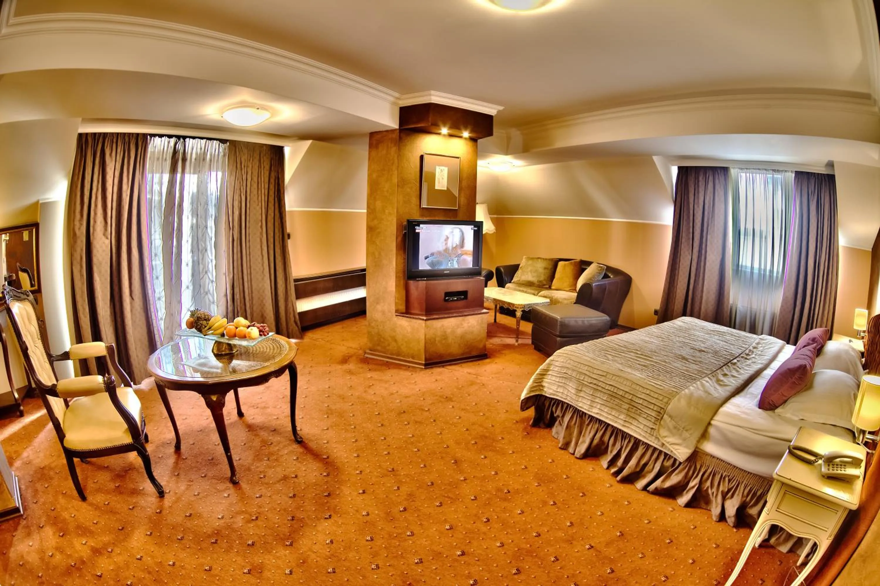 TV and multimedia, Bed in Meg-Lozenetz Hotel