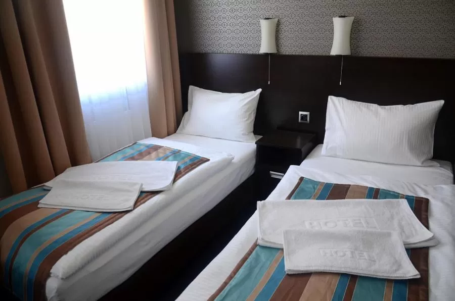 Bed in Hotel Kamienica