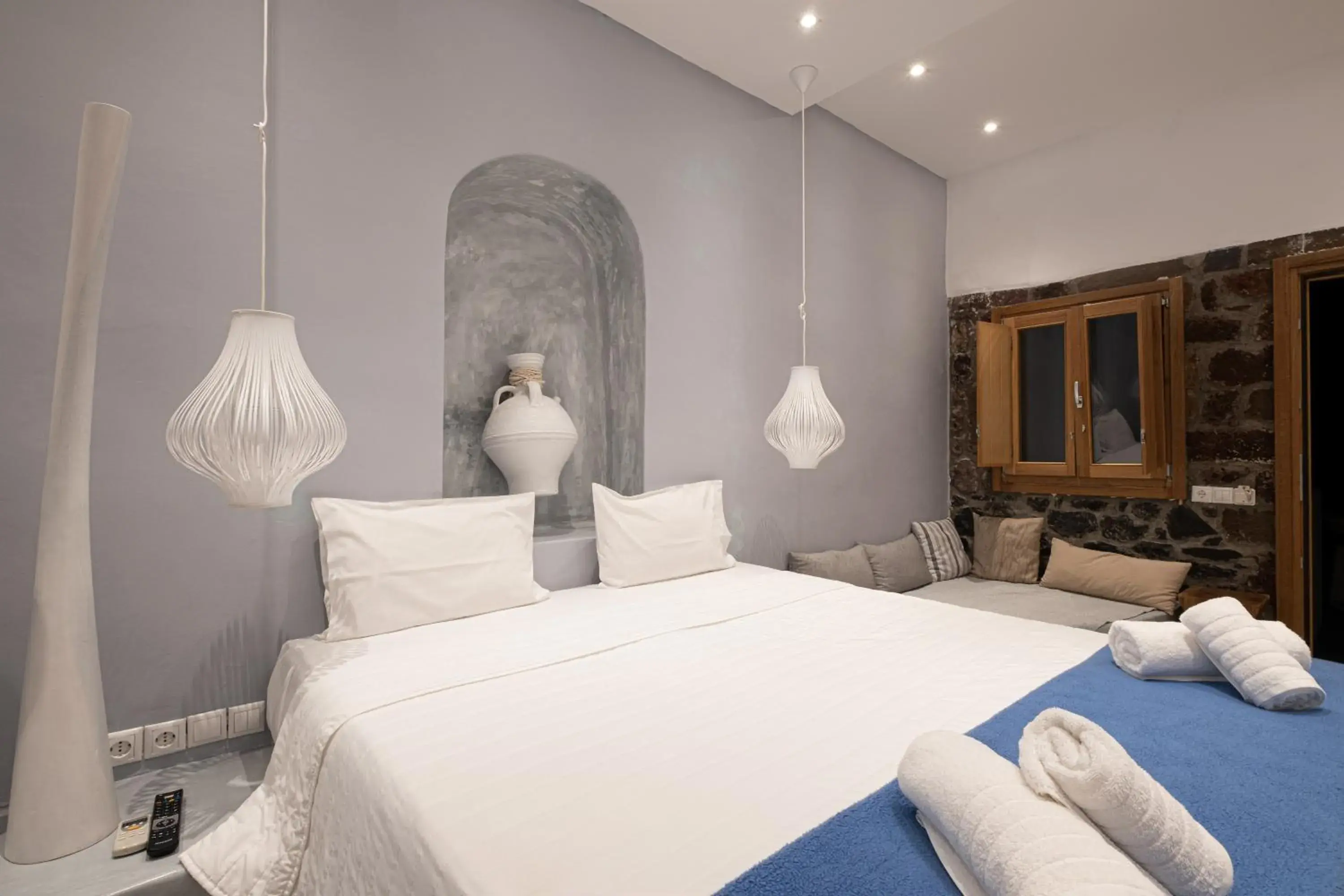 Executive Double Room with Caldera View in Loucas on the Cliff Executive Double Room with Caldera View in Loucas on the Cliff