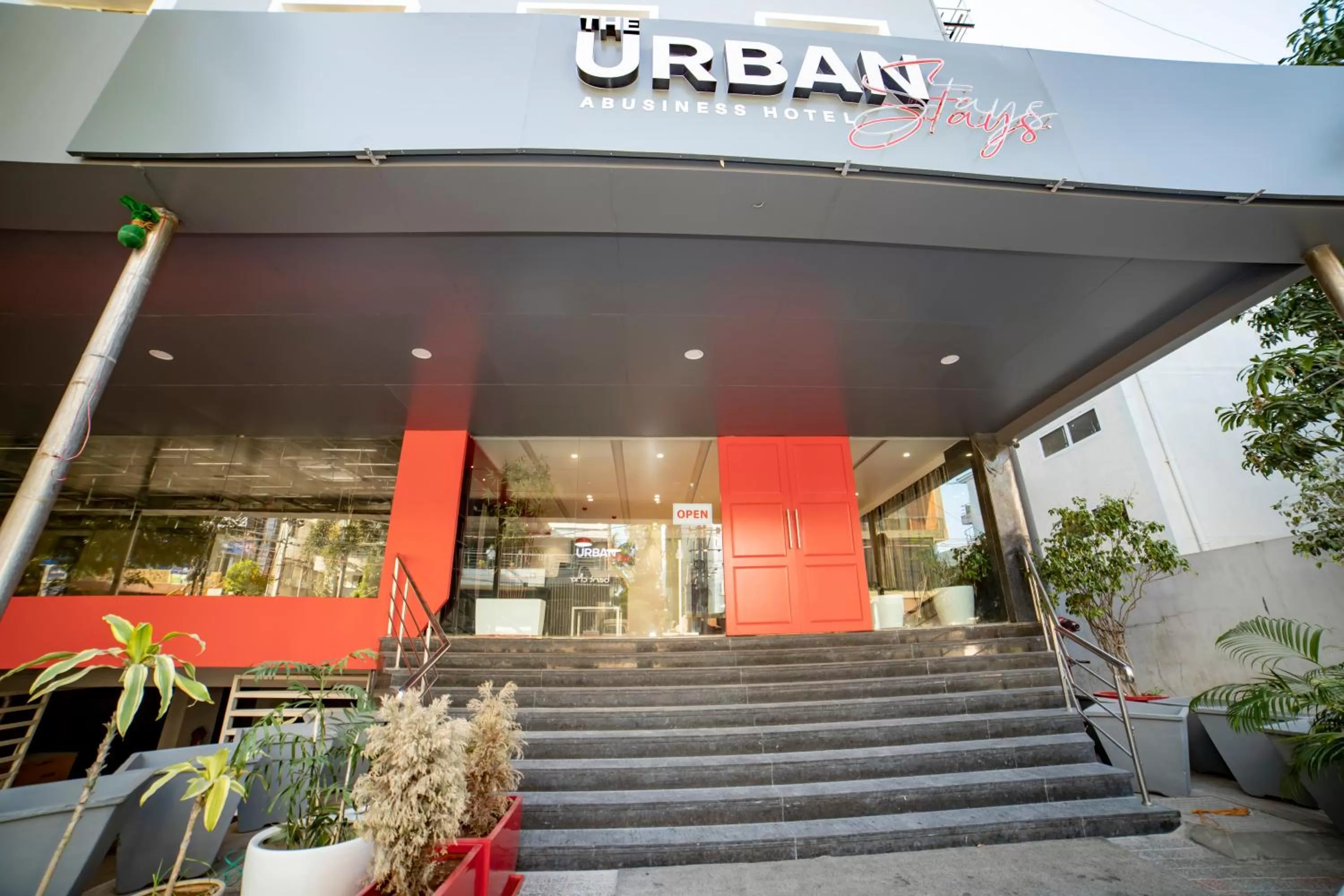 Facade/entrance in The Urban Stays