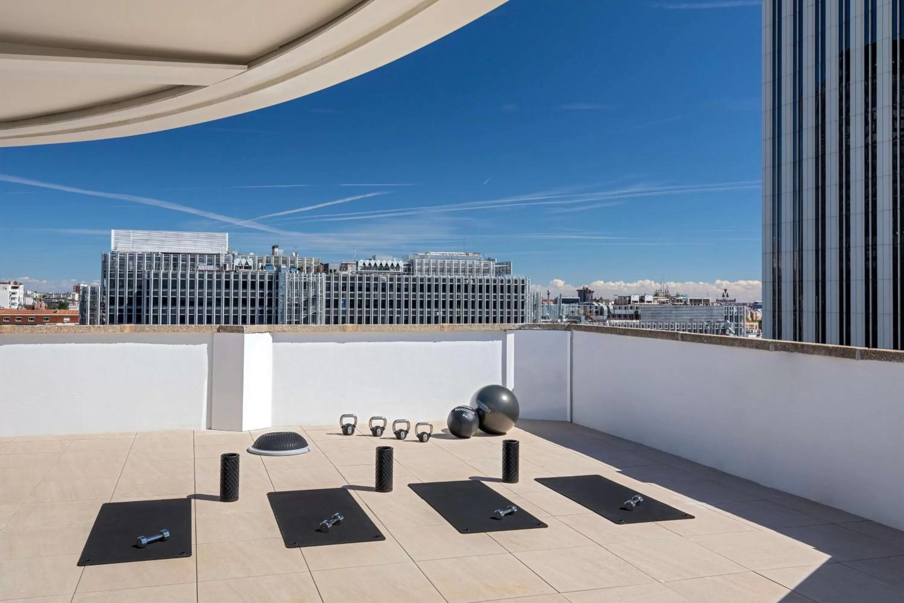 Fitness centre/facilities in Canopy by Hilton Madrid Castellana