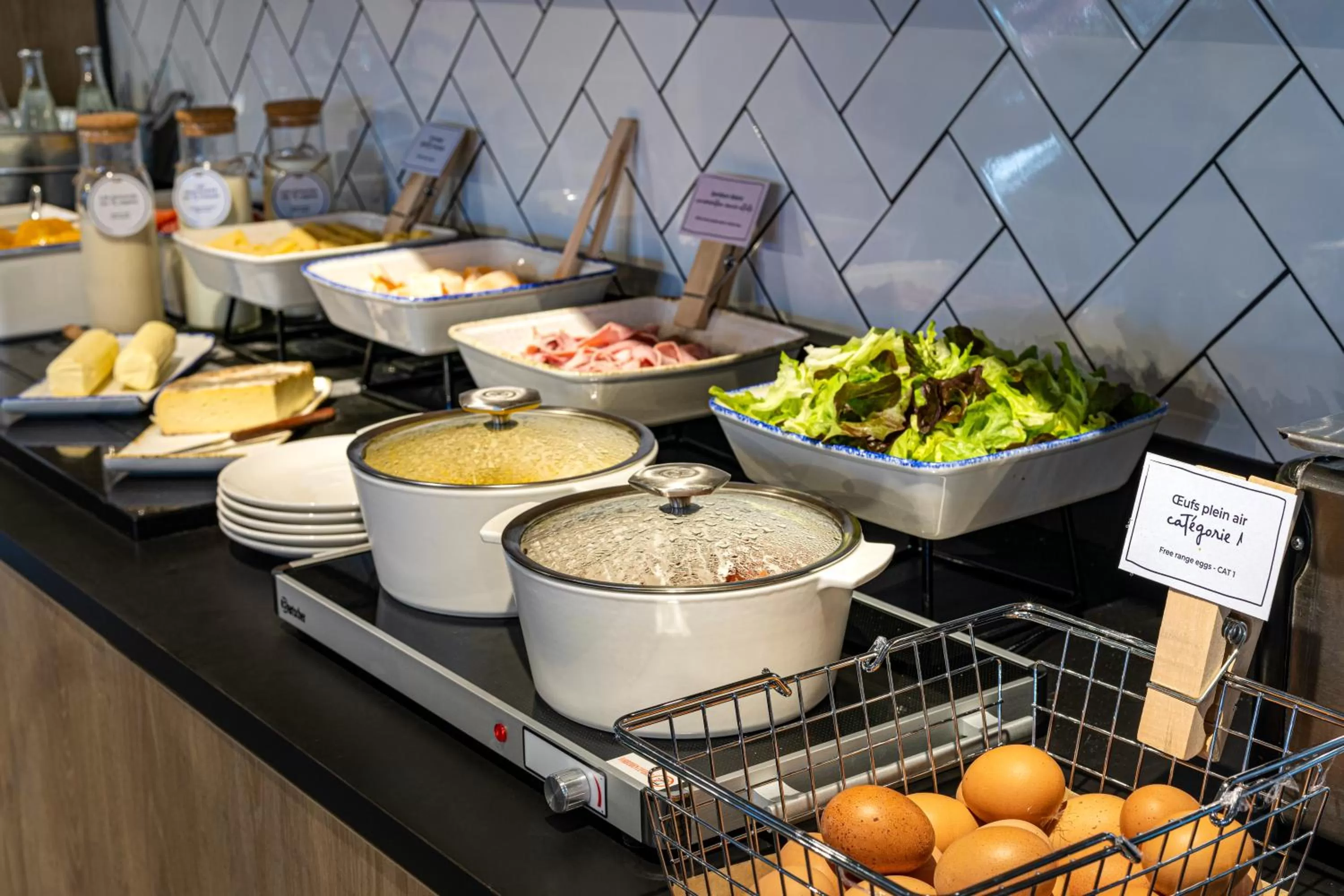 Breakfast in ibis Rueil-Malmaison Centre