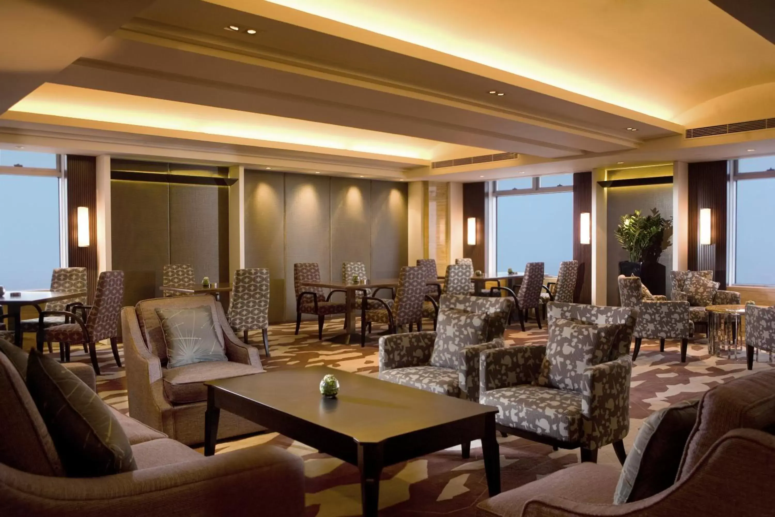 Intercontinental Club Twin Room - Non-Smoking in InterContinental Foshan by IHG - Free Shuttle Bus to Canton Fair Intercontinental Club Twin Room - Non-Smoking in InterContinental Foshan by IHG - Free Shuttle Bus to Canton Fair