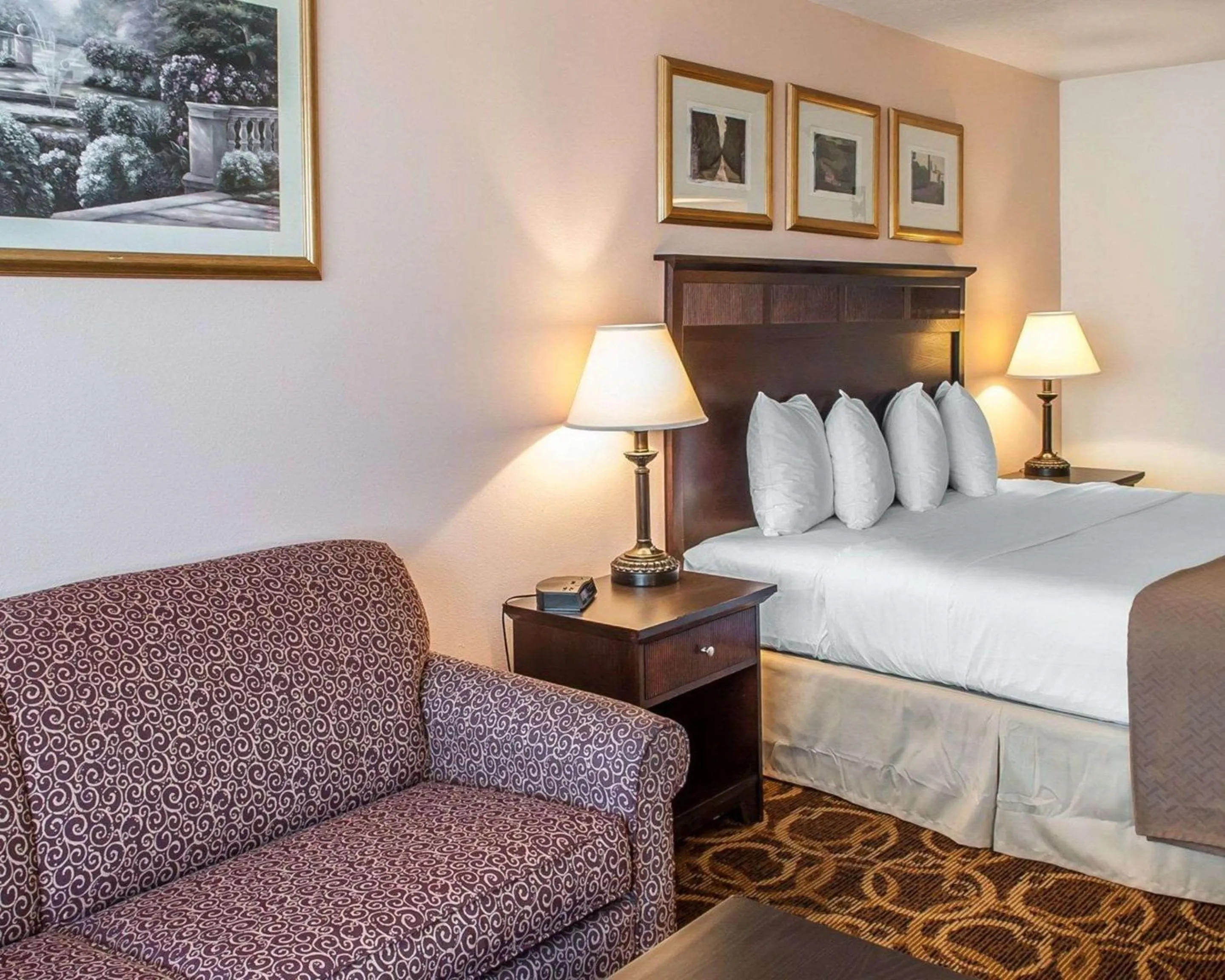 Bedroom, Bed in Quality Inn & Suites Hobbs