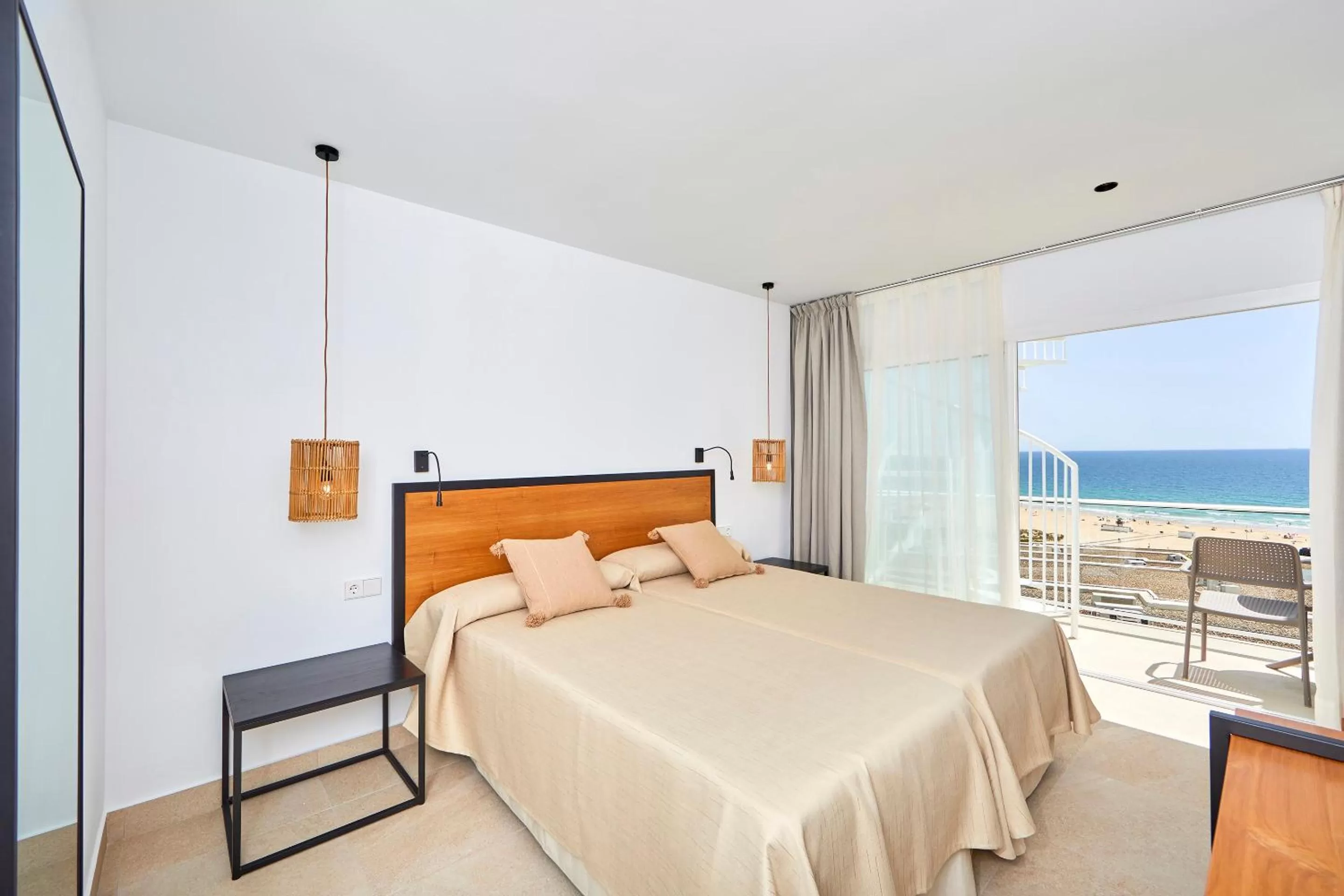 Bedroom, Bed in FERGUS Conil Park