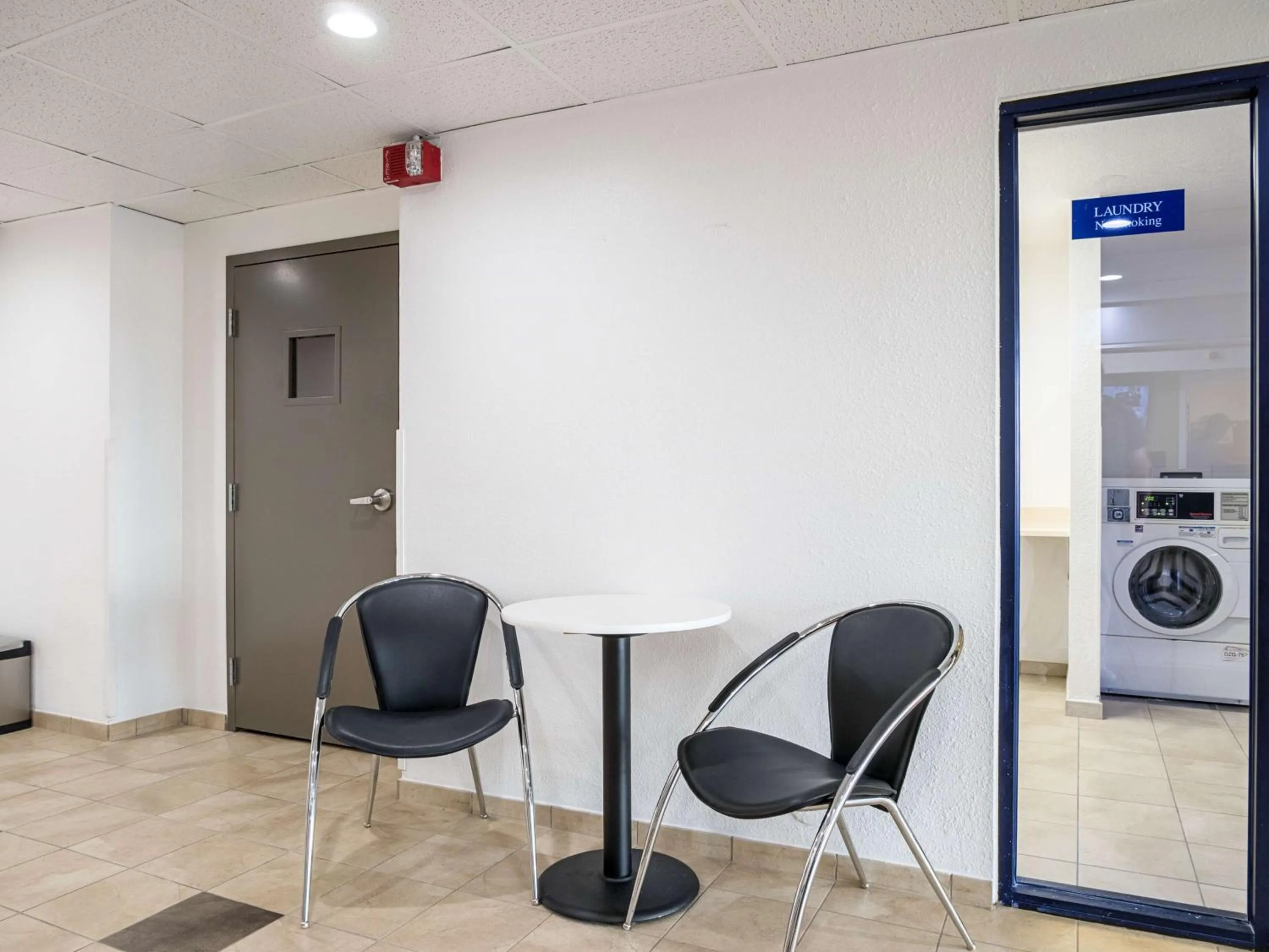 Lobby or reception in Studio 6-Miamisburg, OH - Dayton