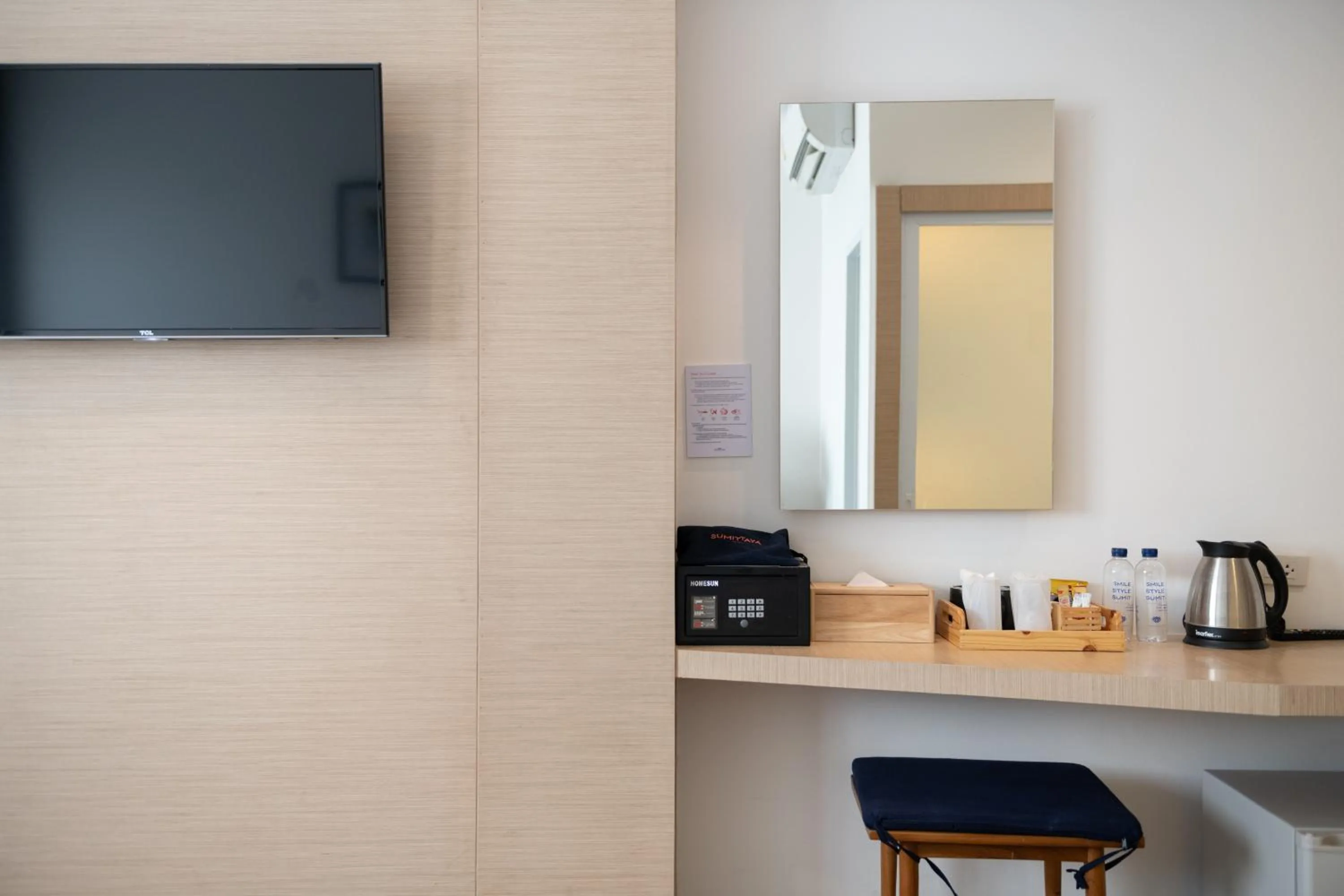 Bedroom in Sumittaya Chiangmai Hotel