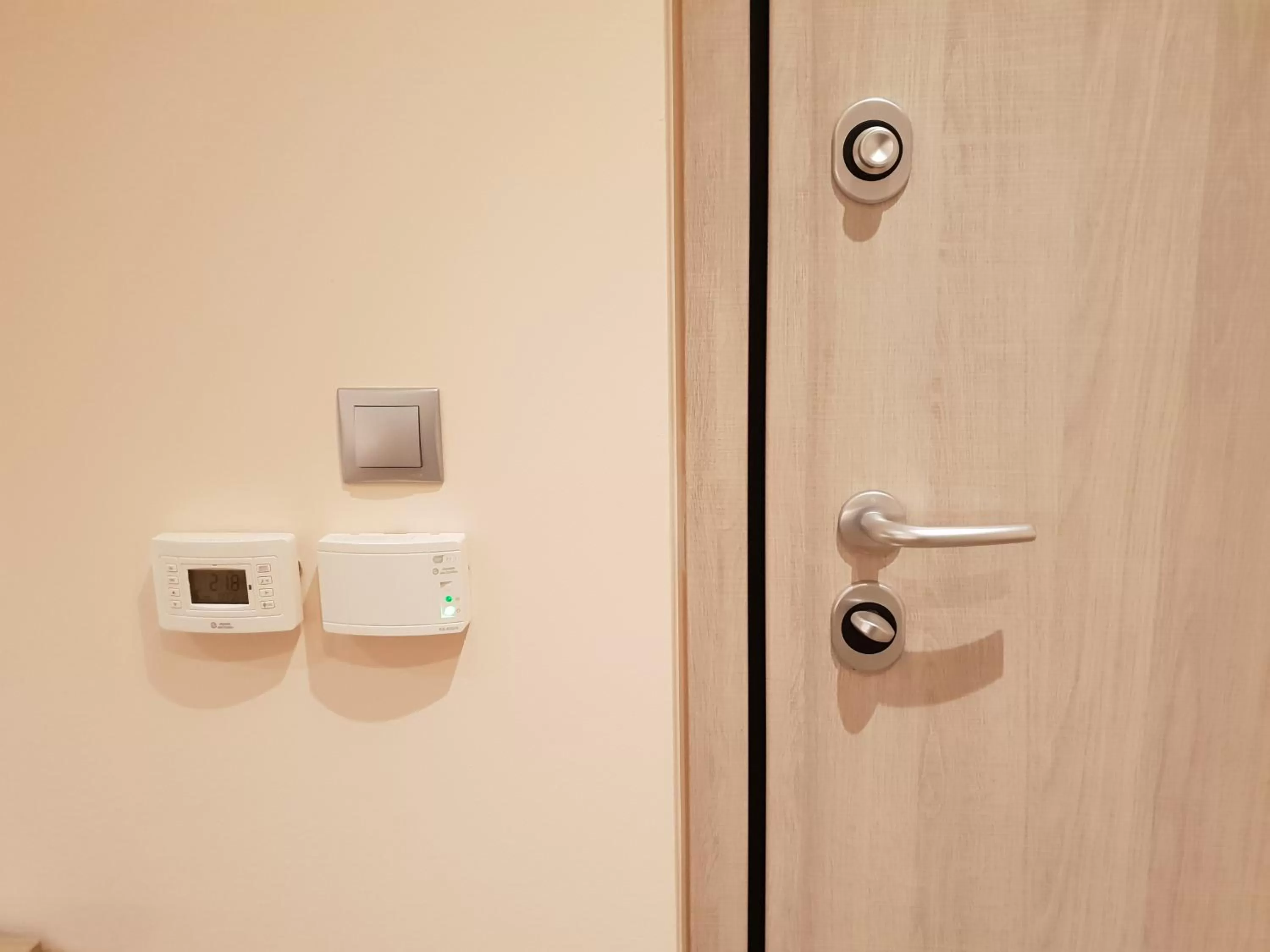 Photo of the whole room in Mondeus Inn Luxury