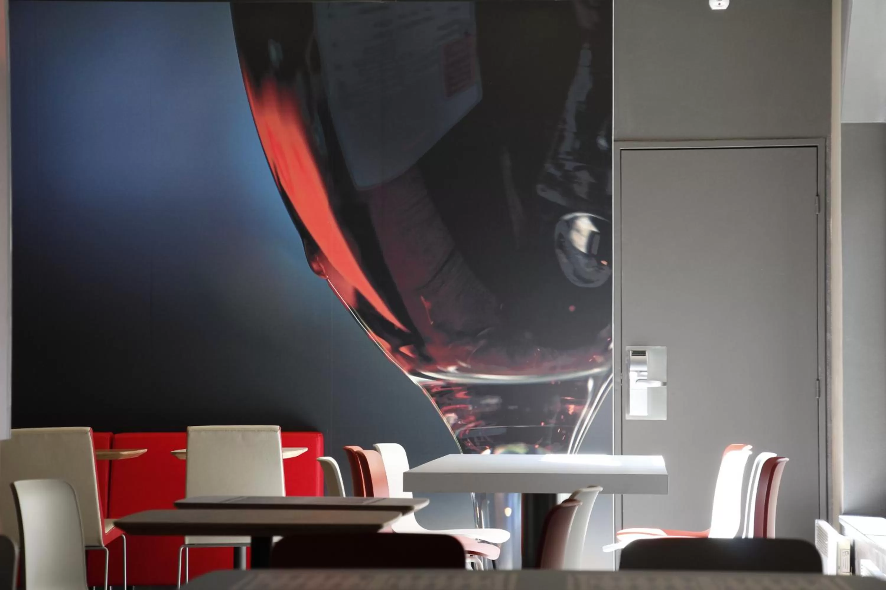 Restaurant/places to eat in ibis Toulouse Centre