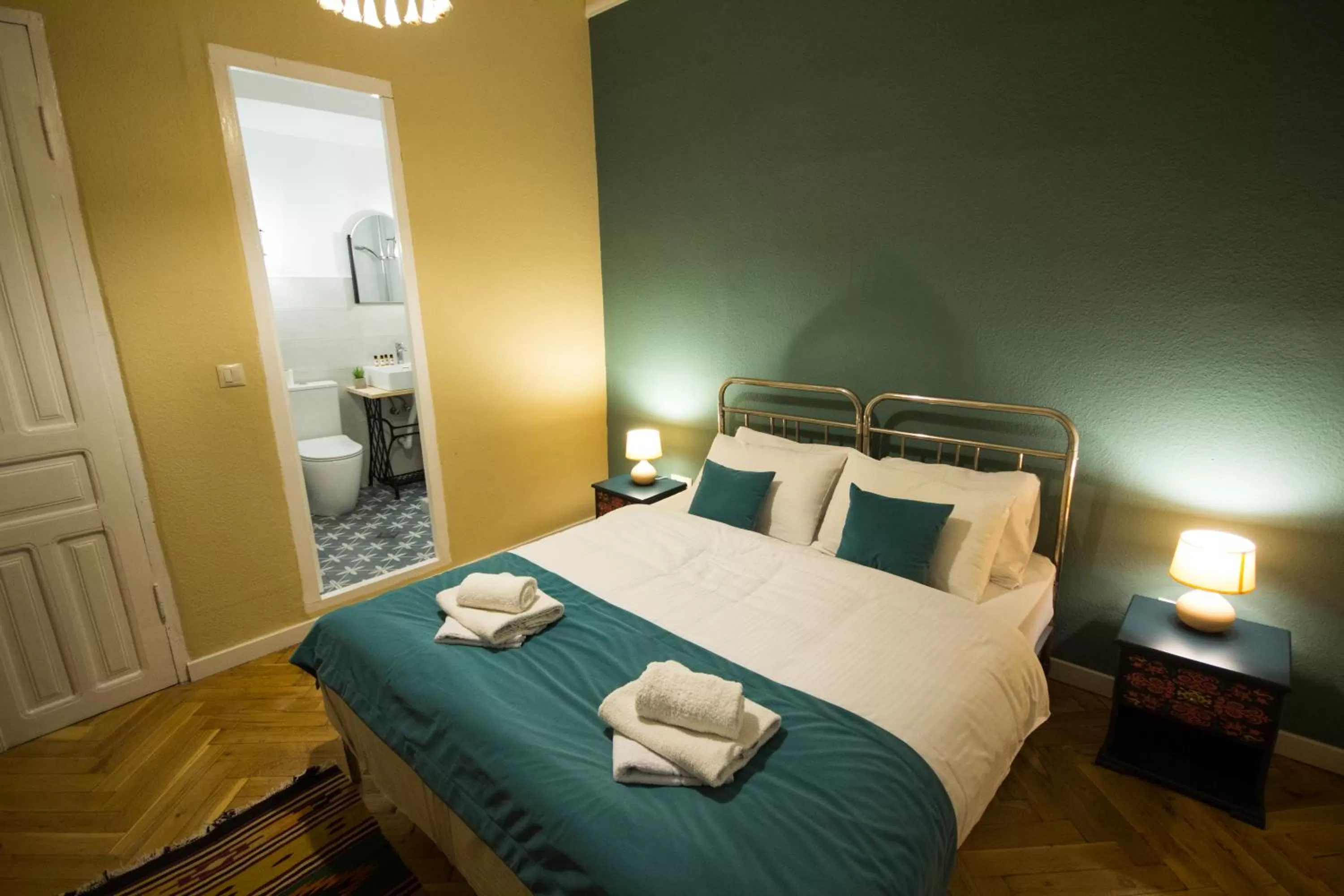 Bathroom, Bed in Hotel Kartli