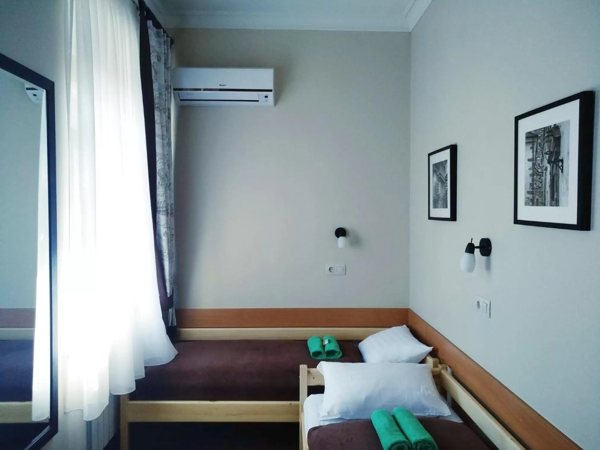 Bed, Bathroom in Belokorichi