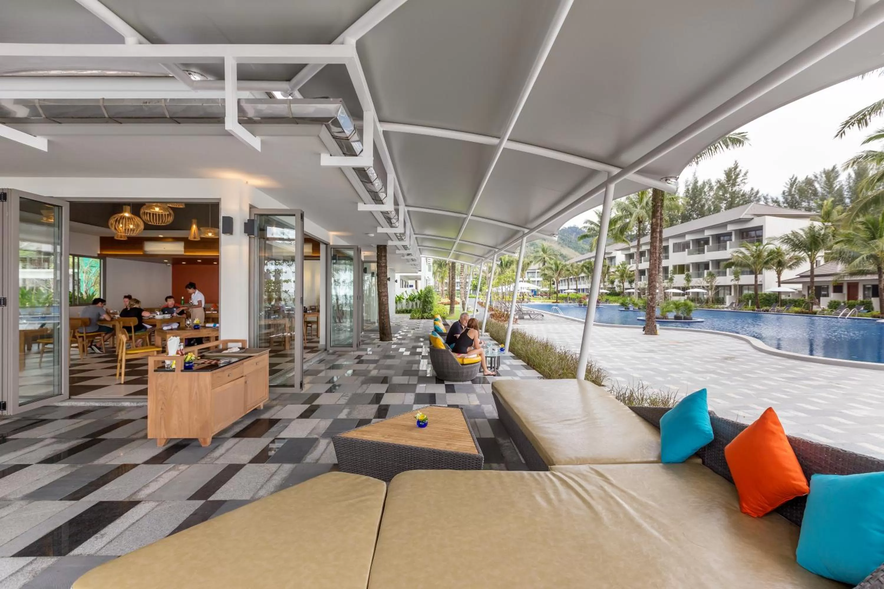 Restaurant/places to eat in X10 Khaolak Resort