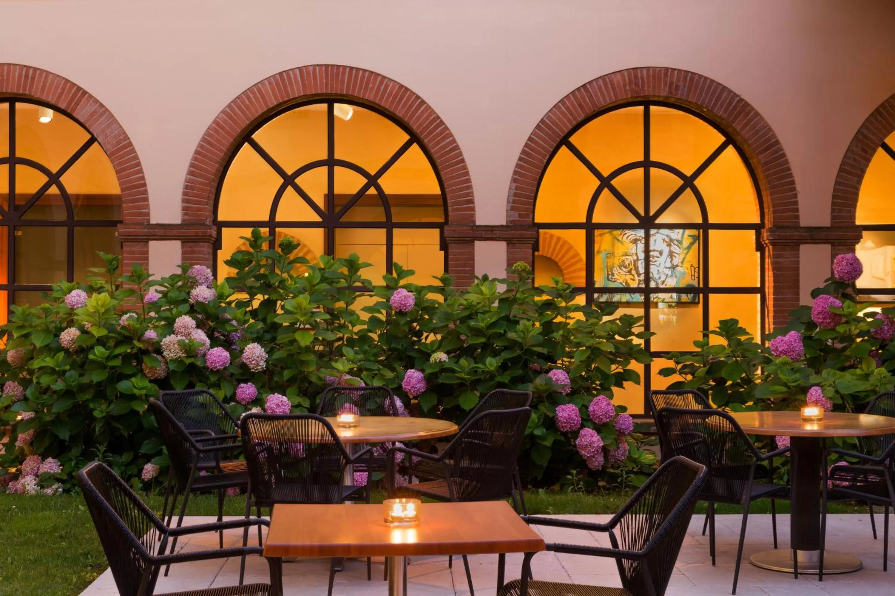 Patio in Abbaye des Capucins Spa & Resort