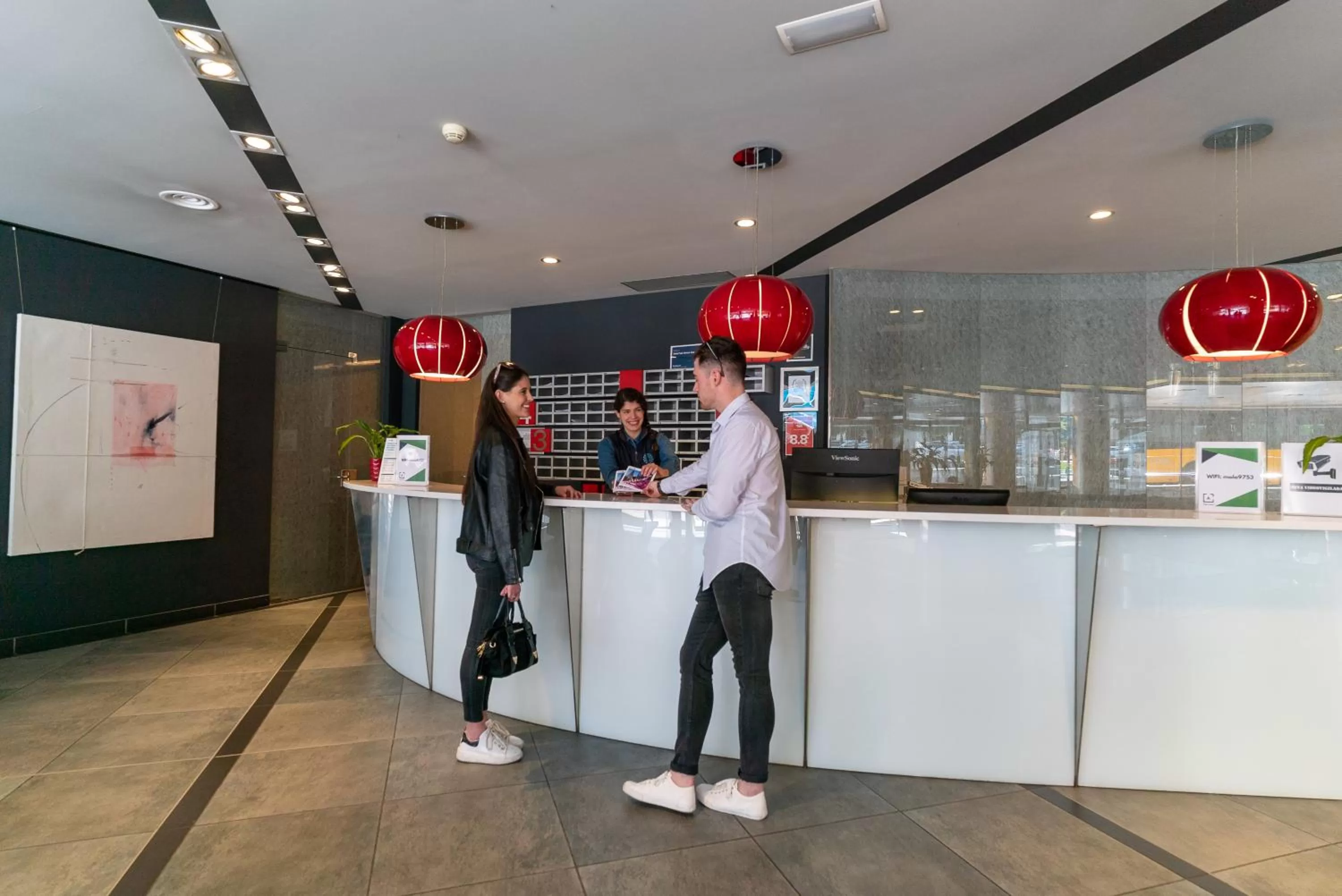 Lobby or reception in Yomo Mola Park