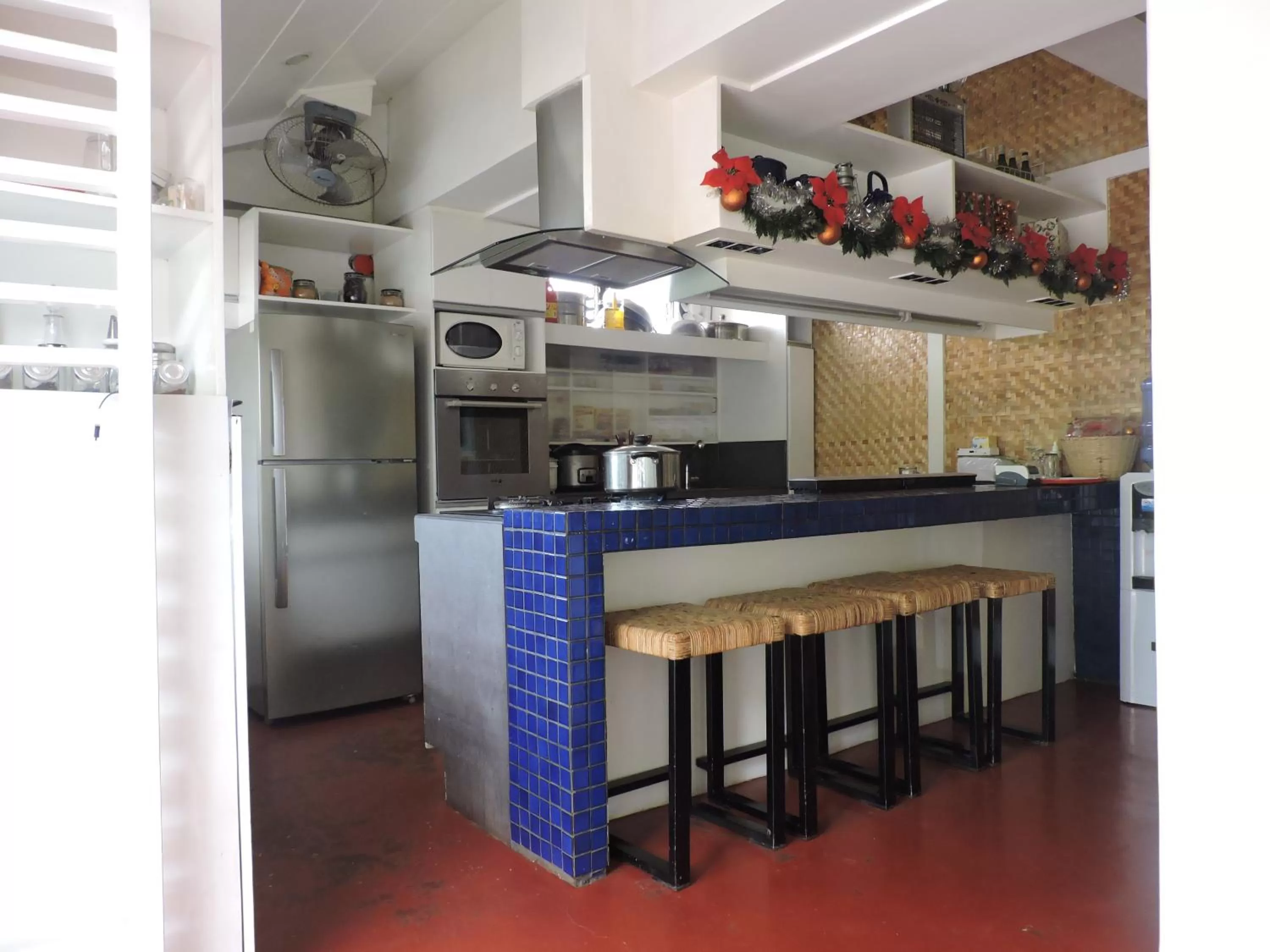 Kitchen or kitchenette in Orange Mangrove Pension House by SMS Hospitality