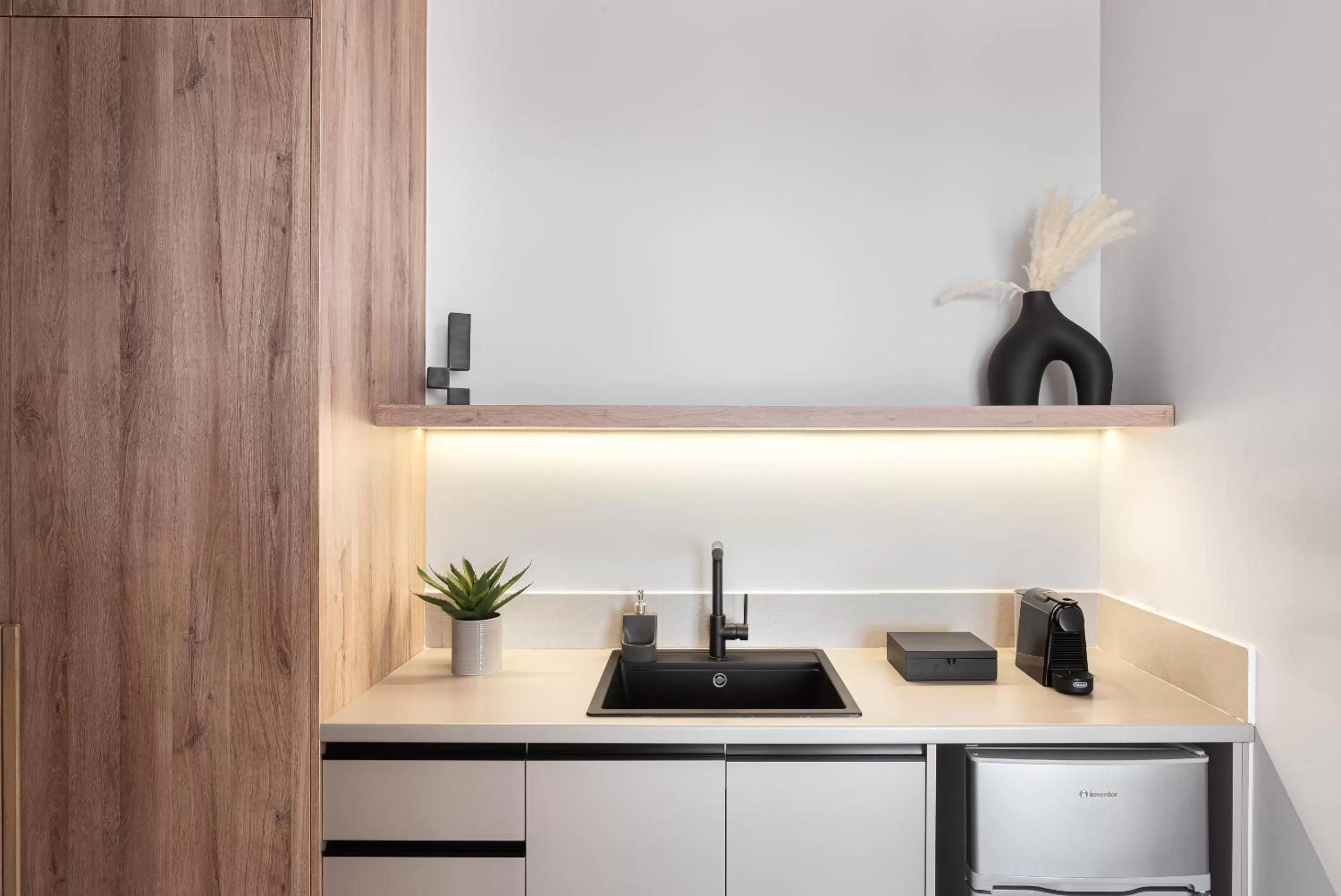 Kitchen or kitchenette in Saronida Hills