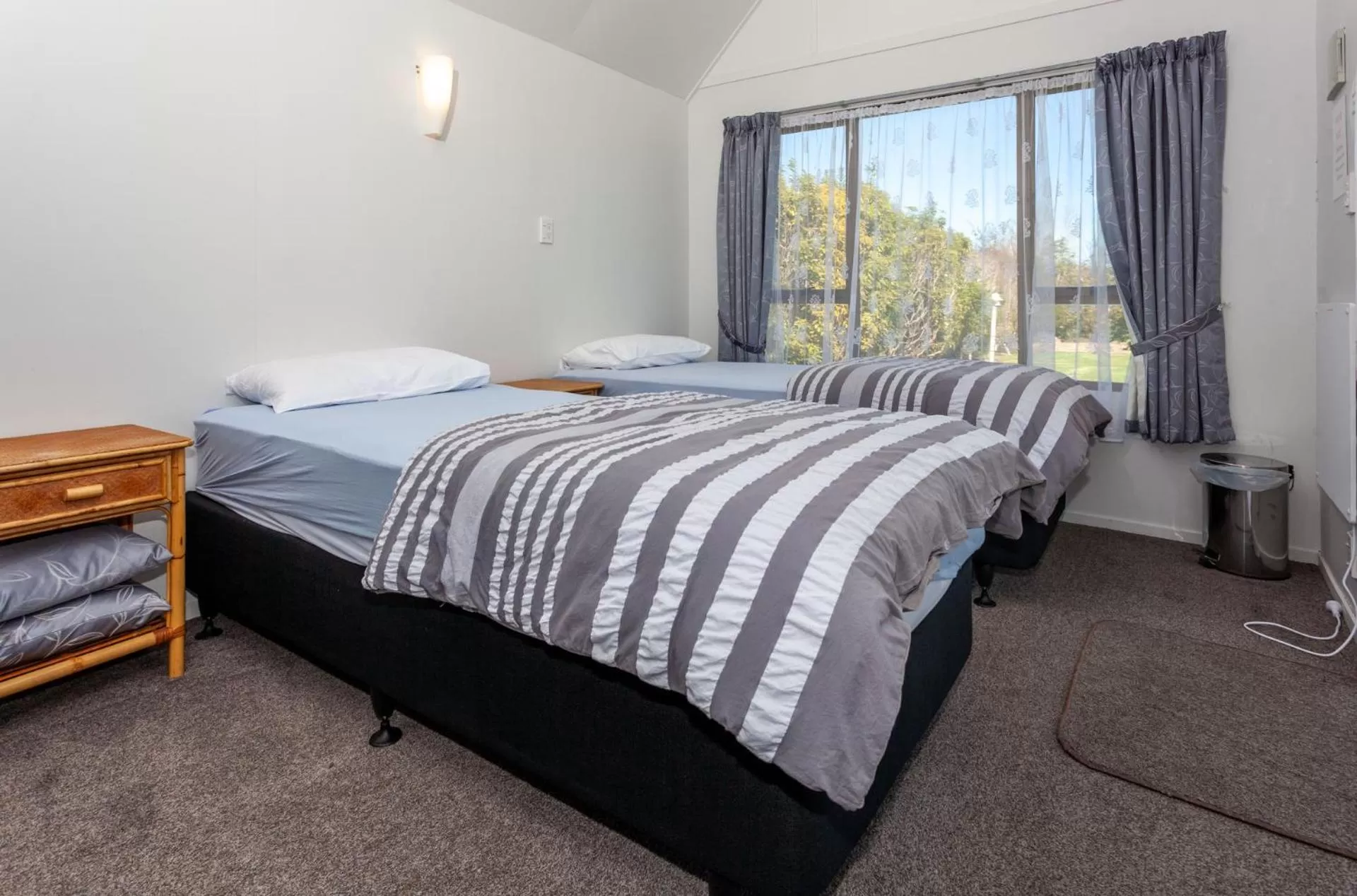 Bed in Tidewater Motel & Tourist Park