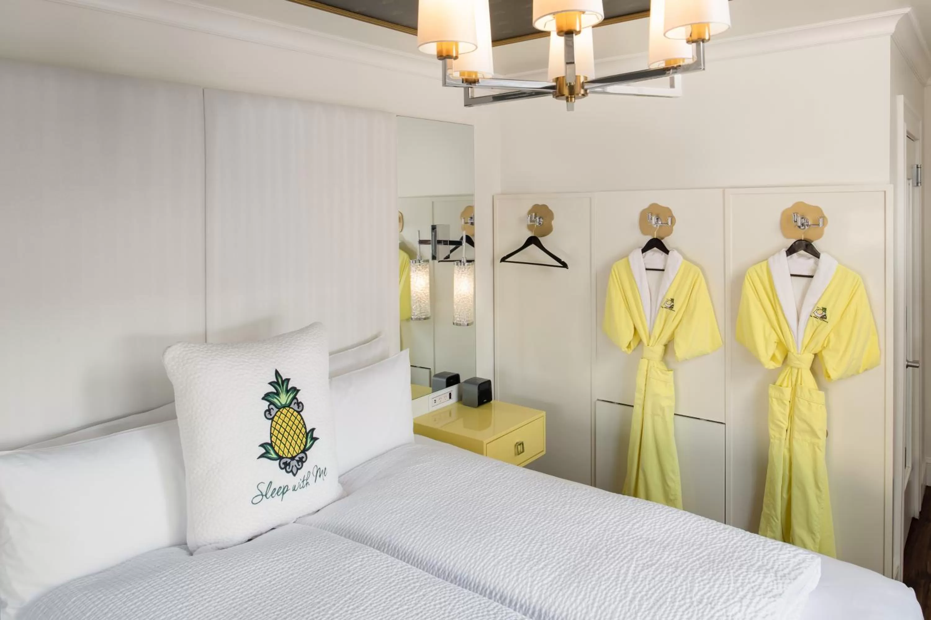 Bedroom, Bed in Staypineapple, A Delightful Hotel, South End