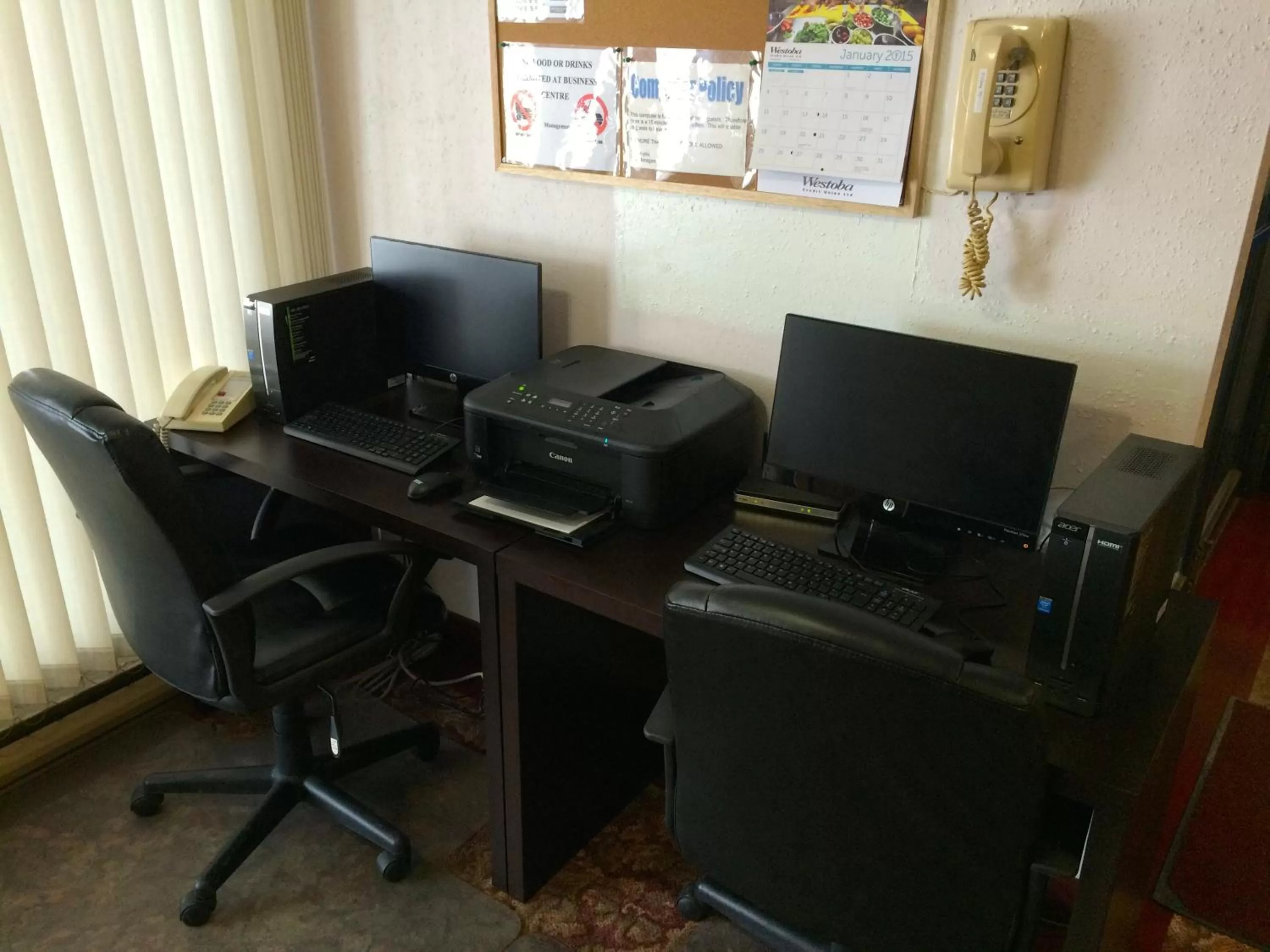 Business facilities in Colonial Inn