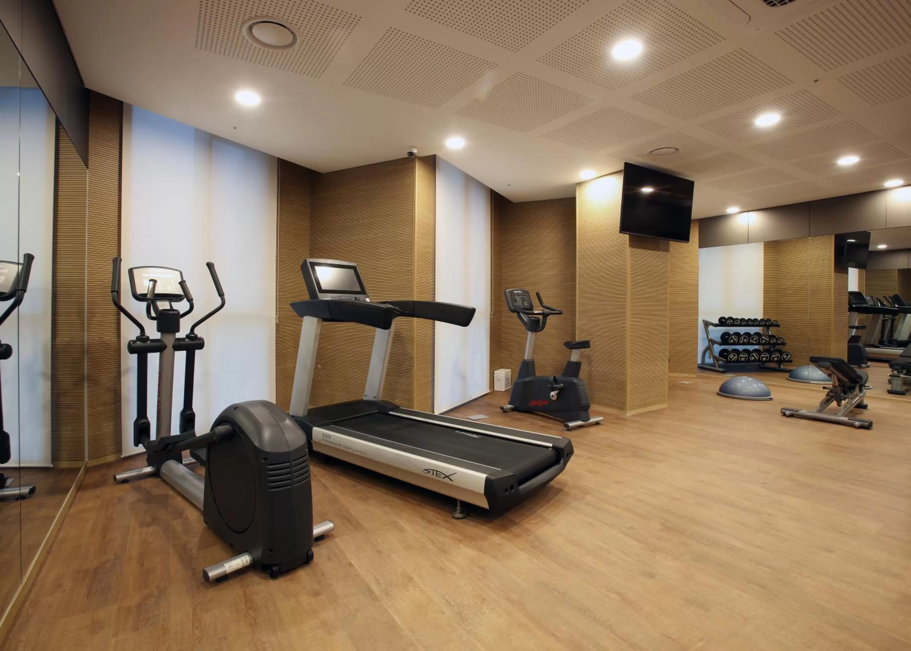 Fitness centre/facilities in voco Seoul Gangnam by IHG