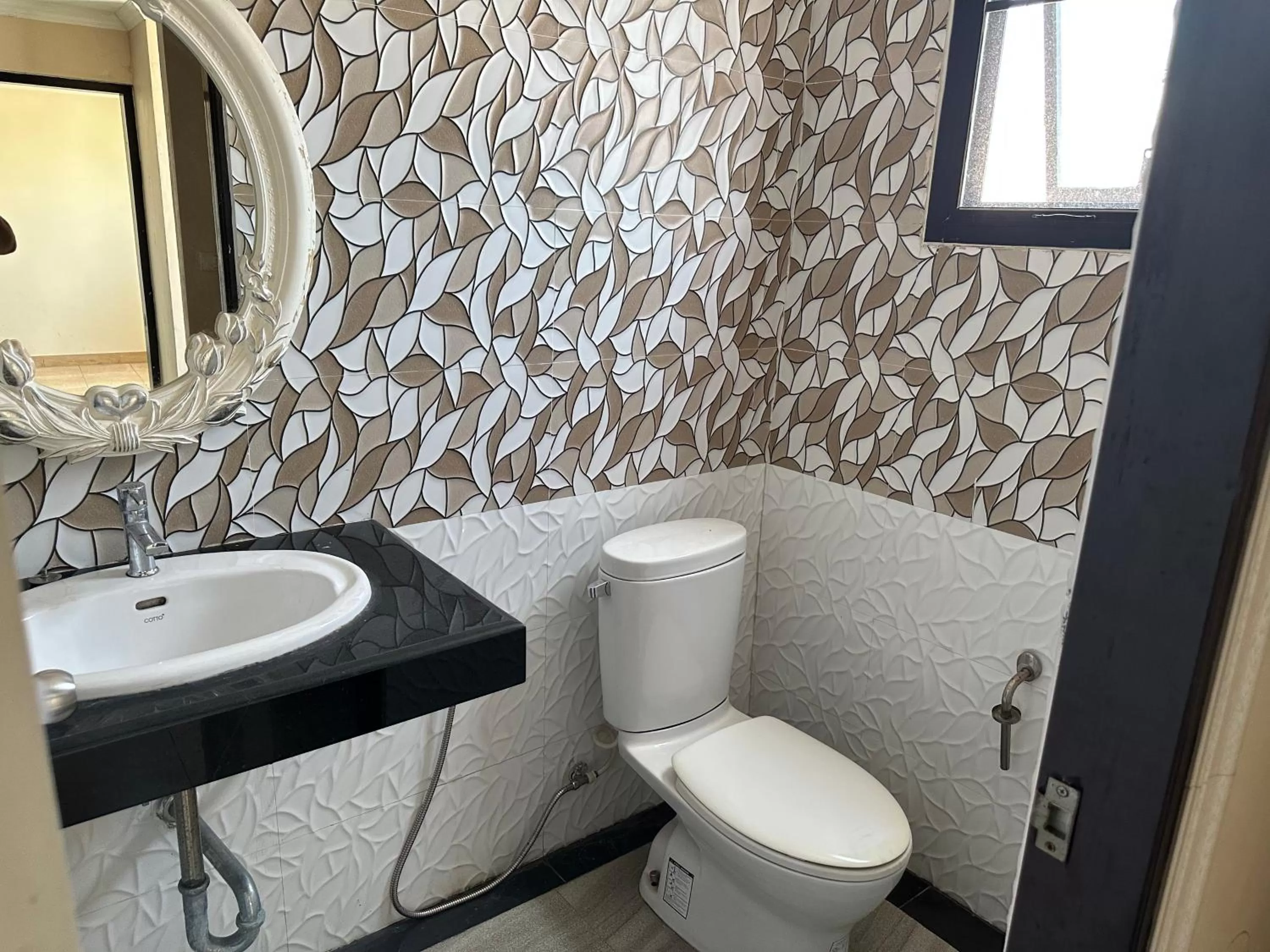 Land Royal Residence