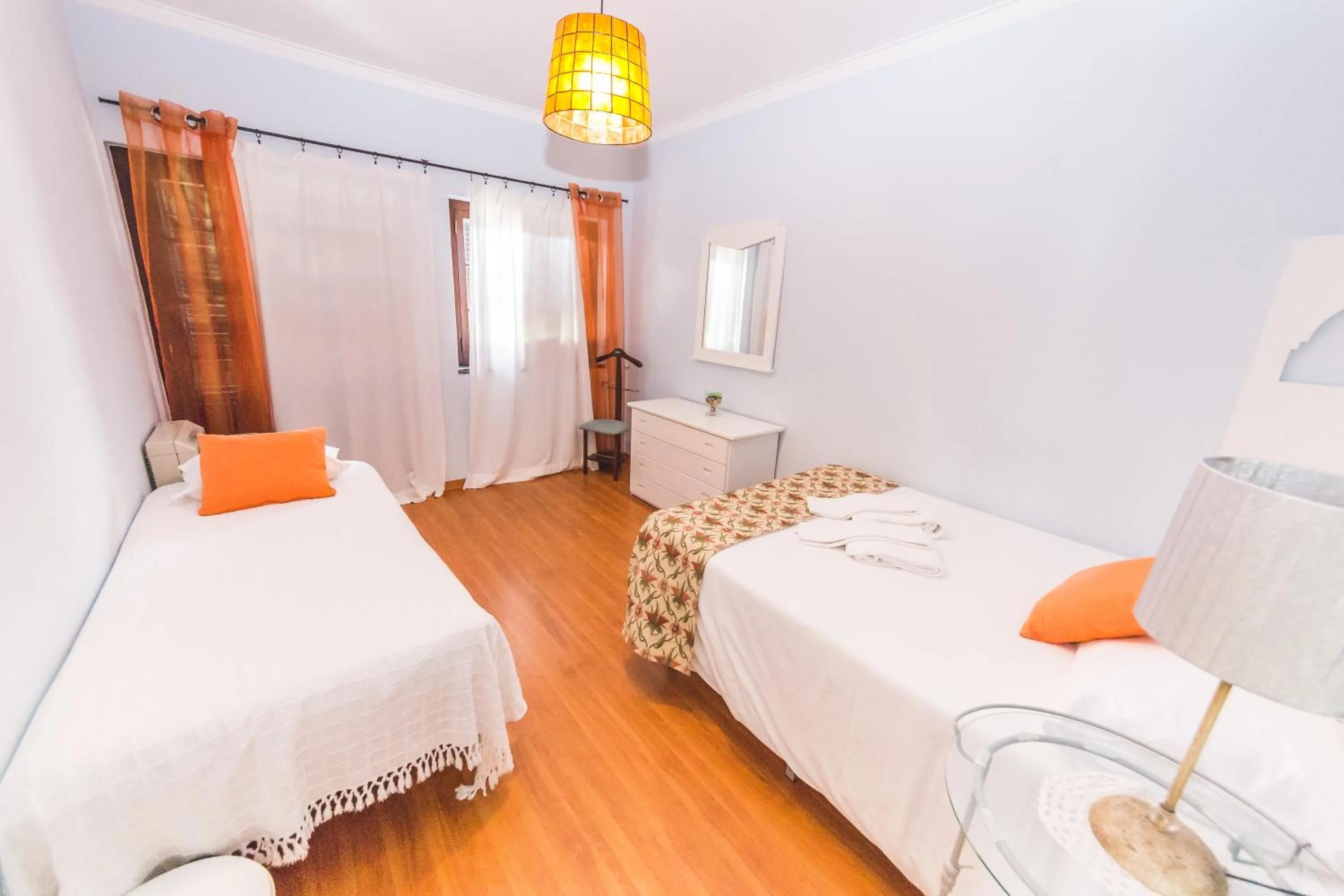 Bed in Ericeira Chill Hill Hostel & Private Rooms - Peach Garden