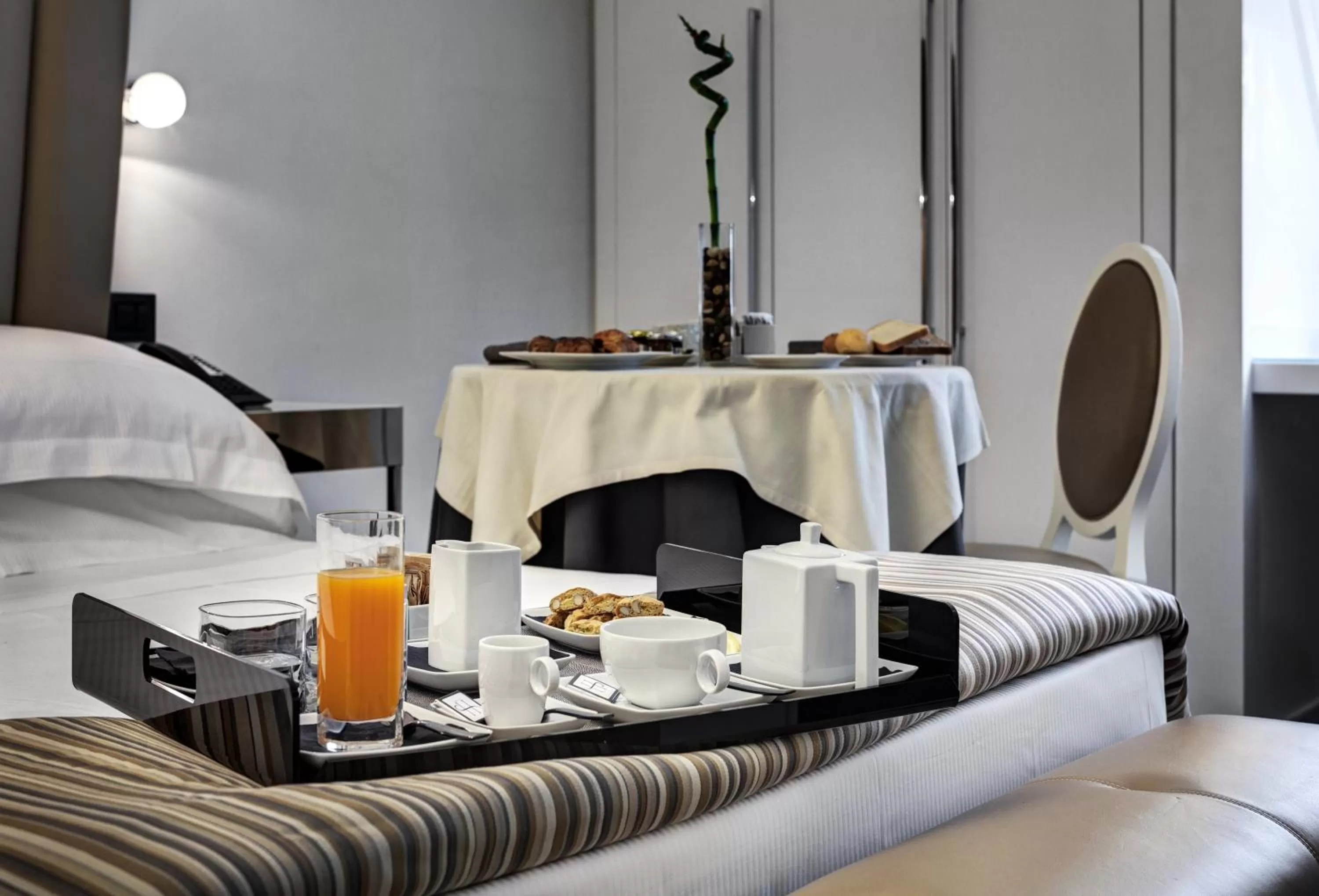 Food and drinks, Bed in LHP Napoli Palace & SPA