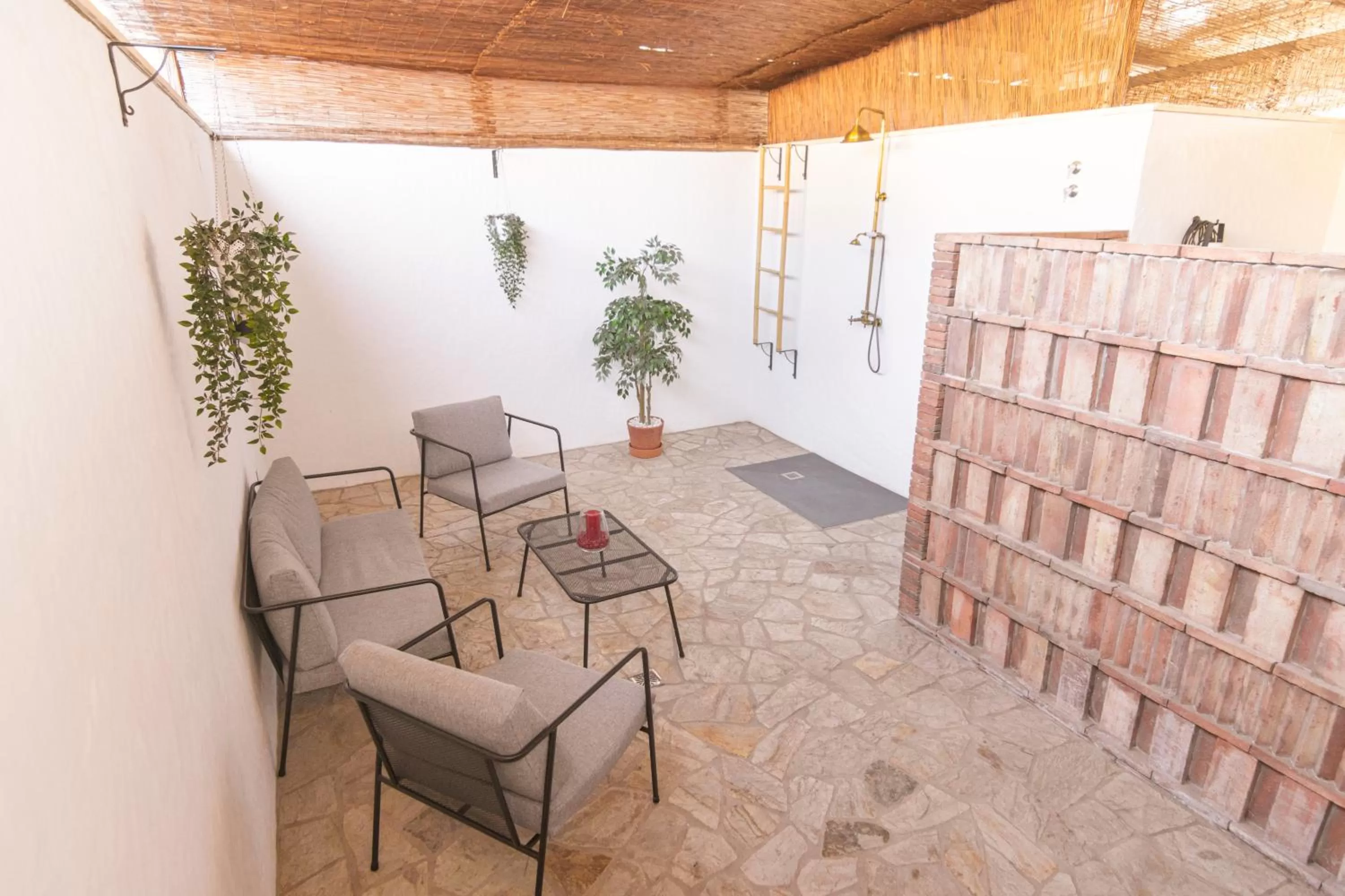 Patio in Gce Hoteles