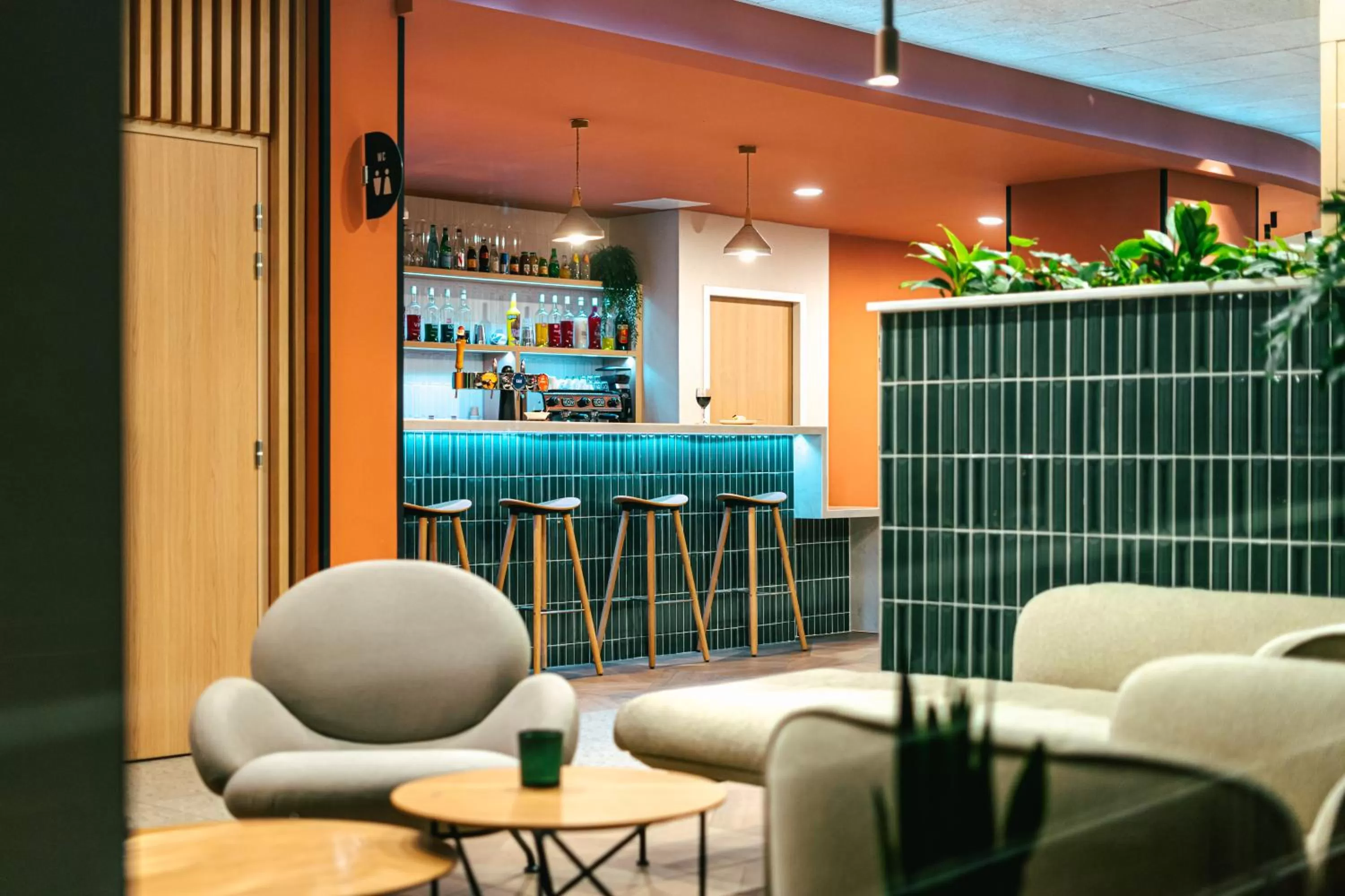 Lounge or bar in ibis Styles Marseille Palais des Congrès Vélodrome