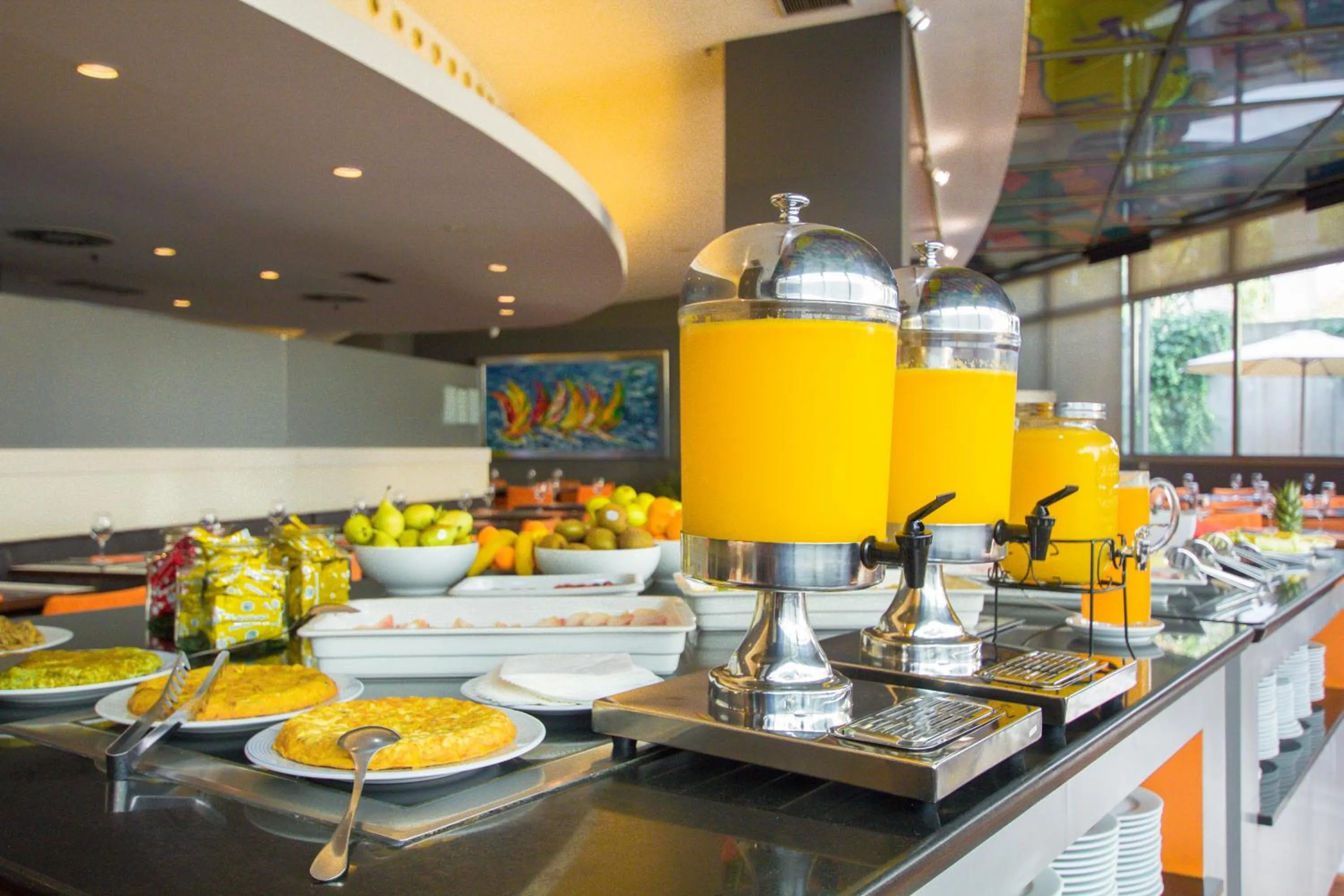 Food and drinks in Eurohotel Barcelona Granvia Fira