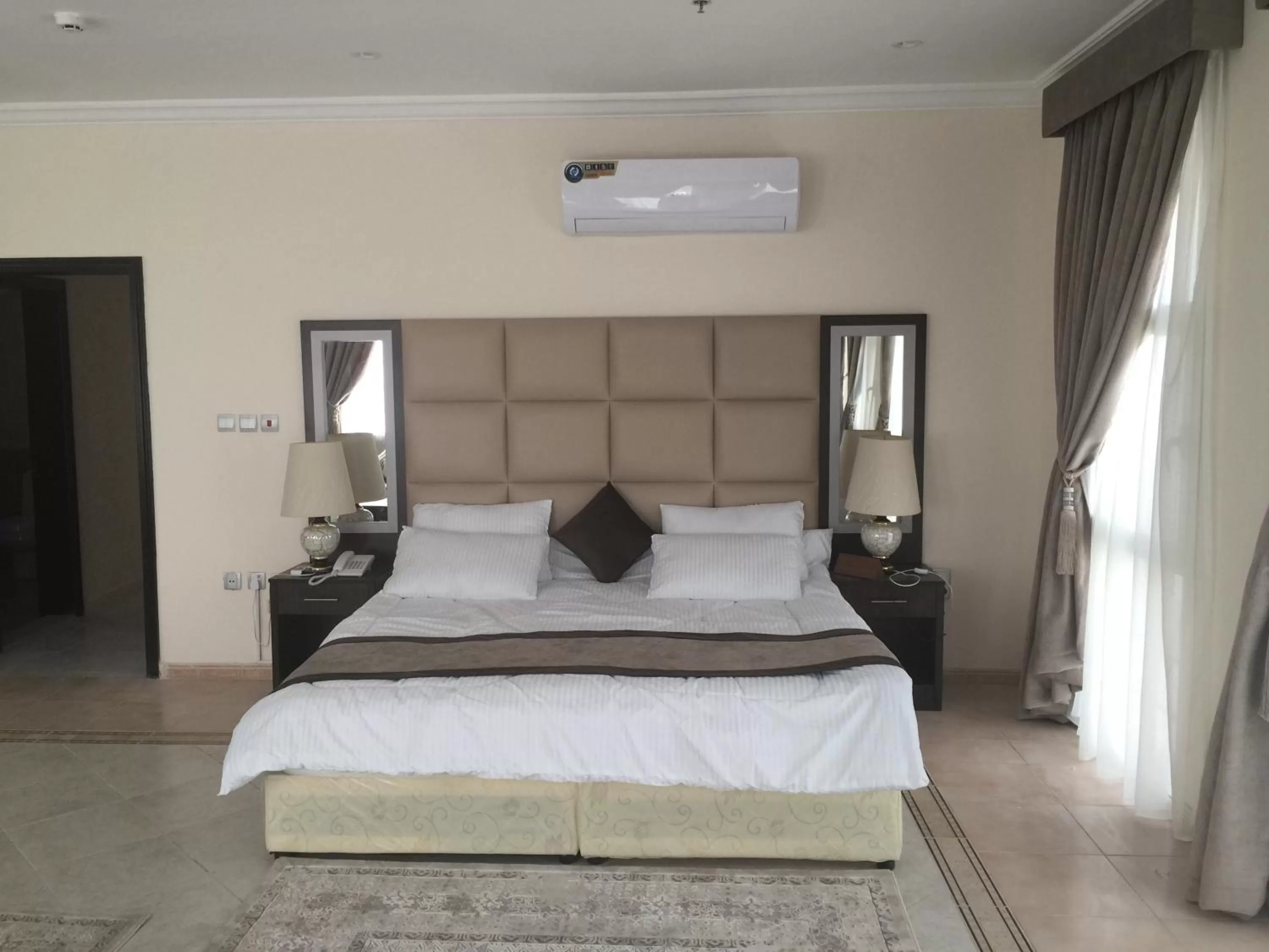 Bed in Alshaheen Suites