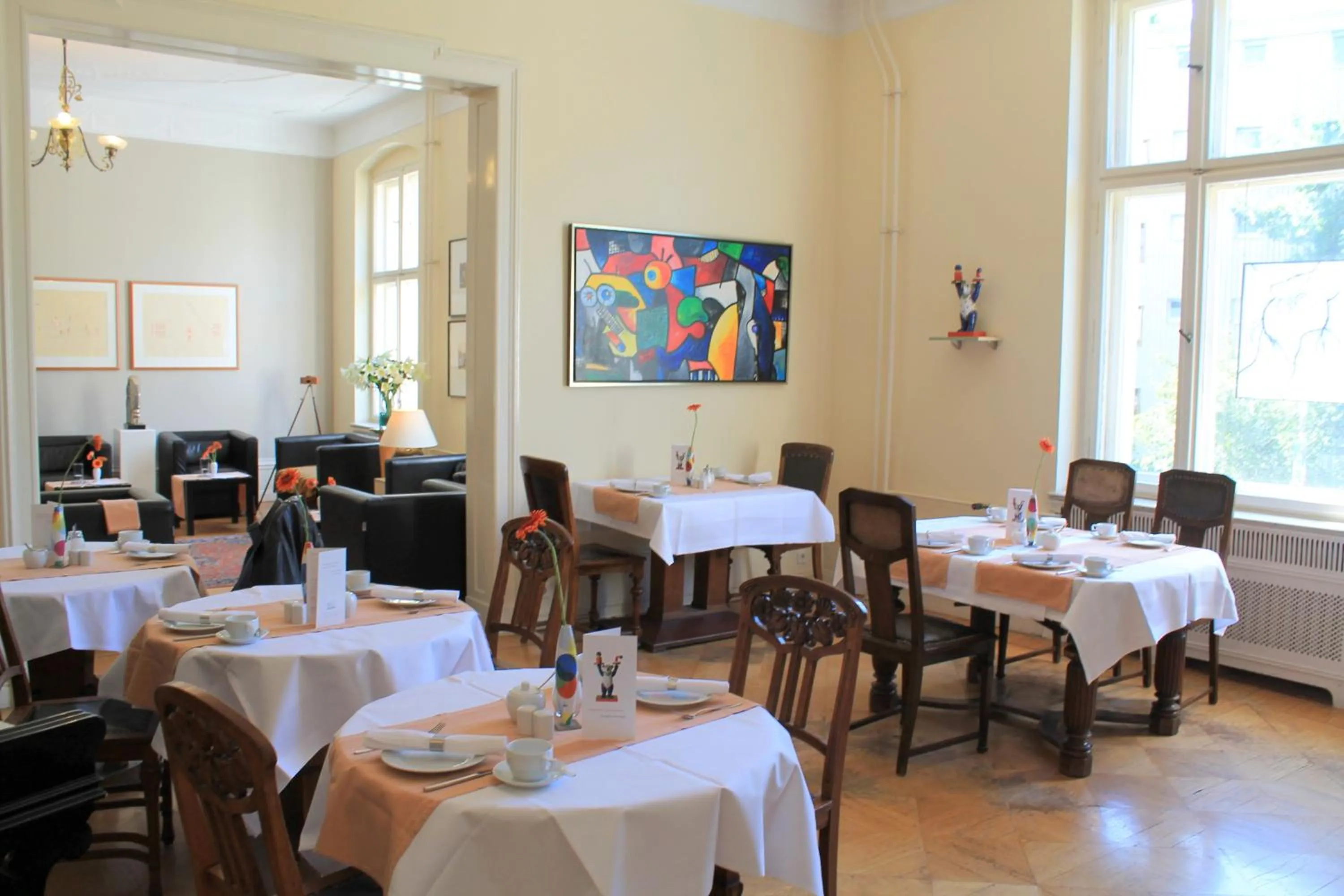 Restaurant/places to eat in Hotel Hansablick