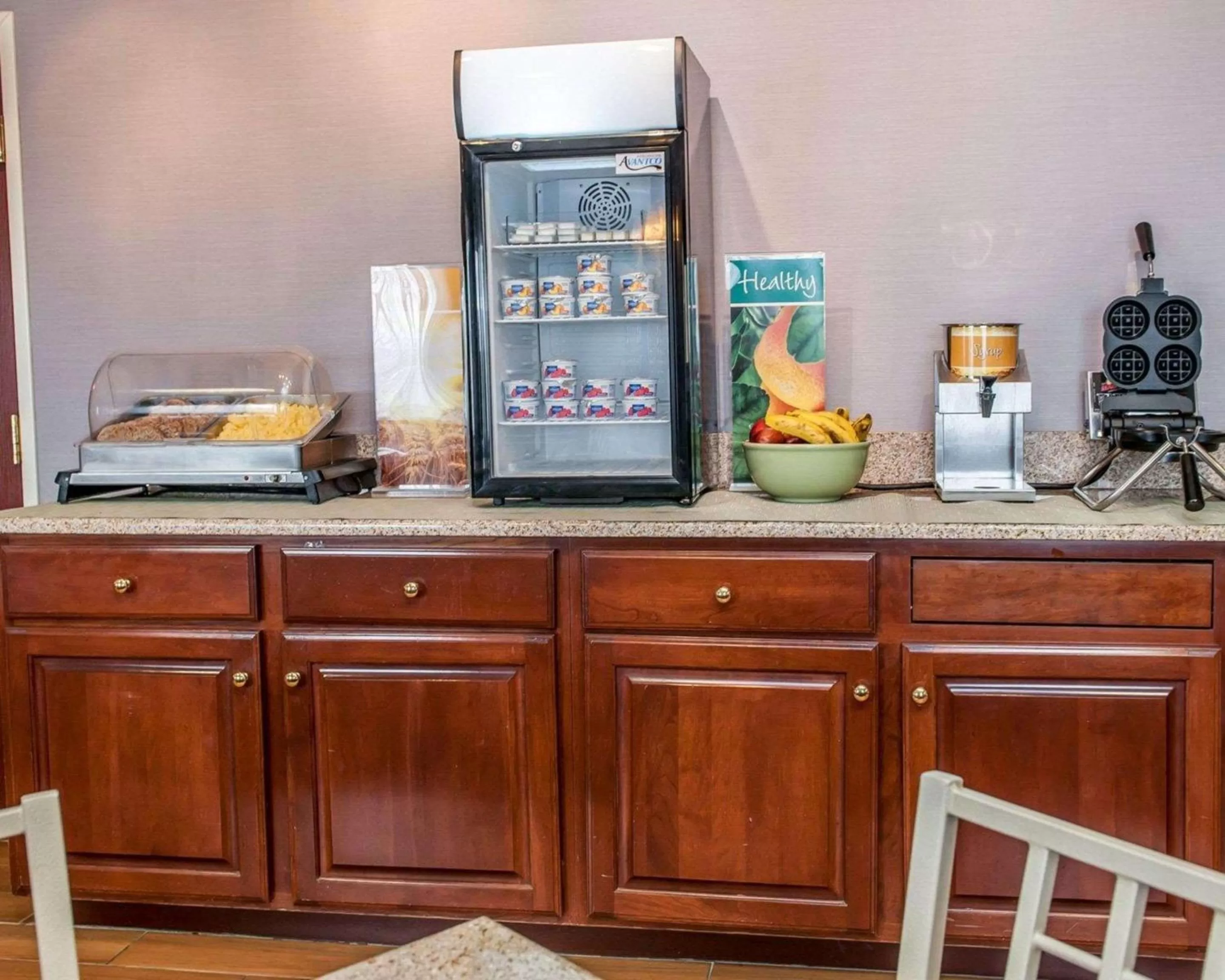 Restaurant/places to eat in Quality Inn & Suites South Bend Airport