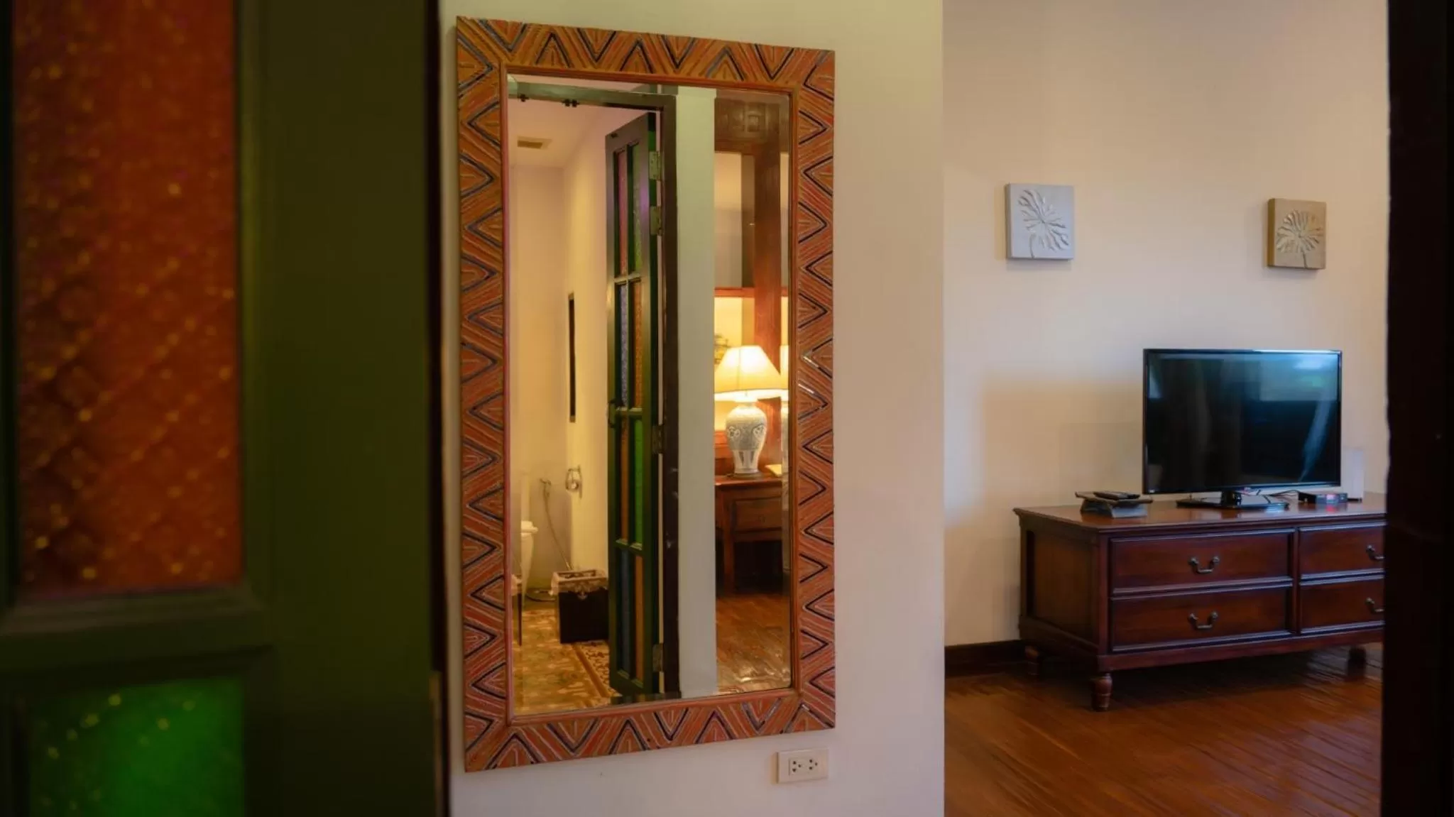 Bedroom, TV/Entertainment Center in Cheva Gallery Boutique Hotel